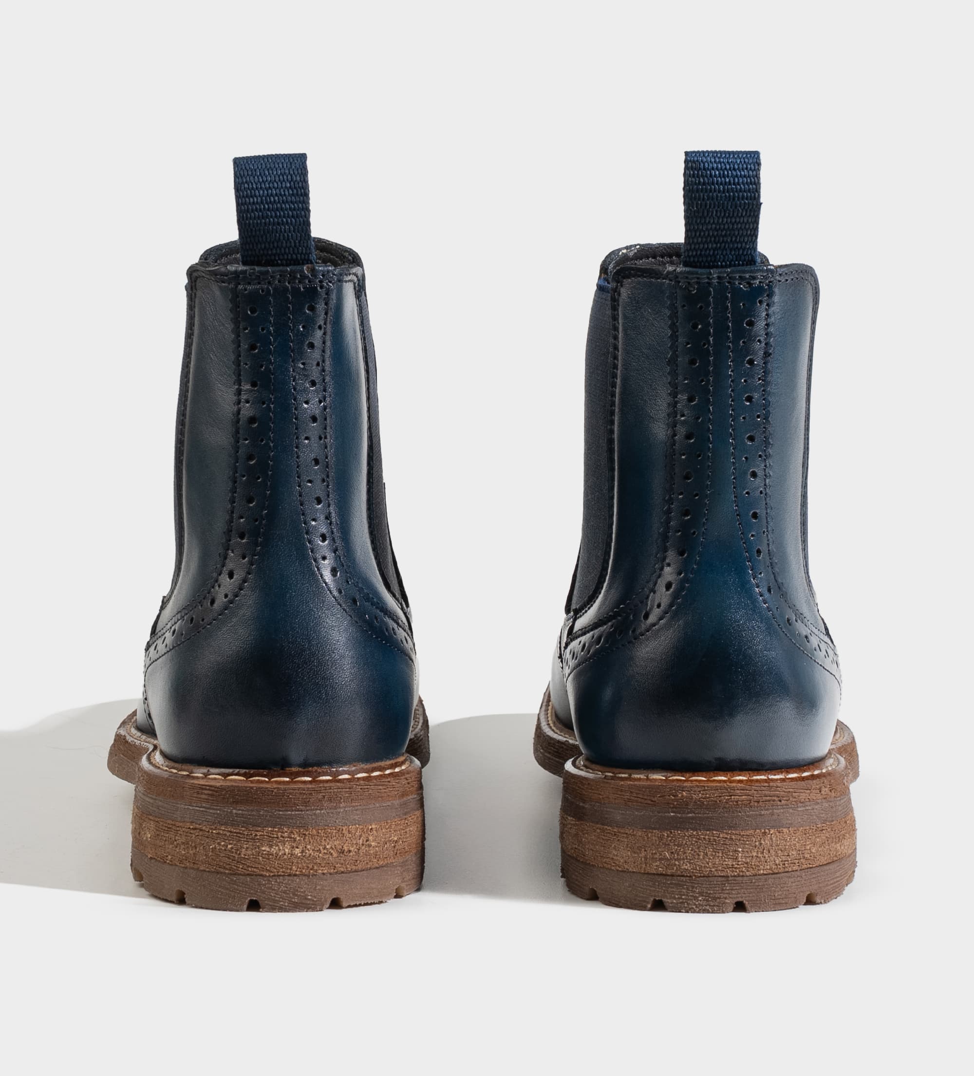 BOTA CHELSEA BROGUE PIEL AZUL