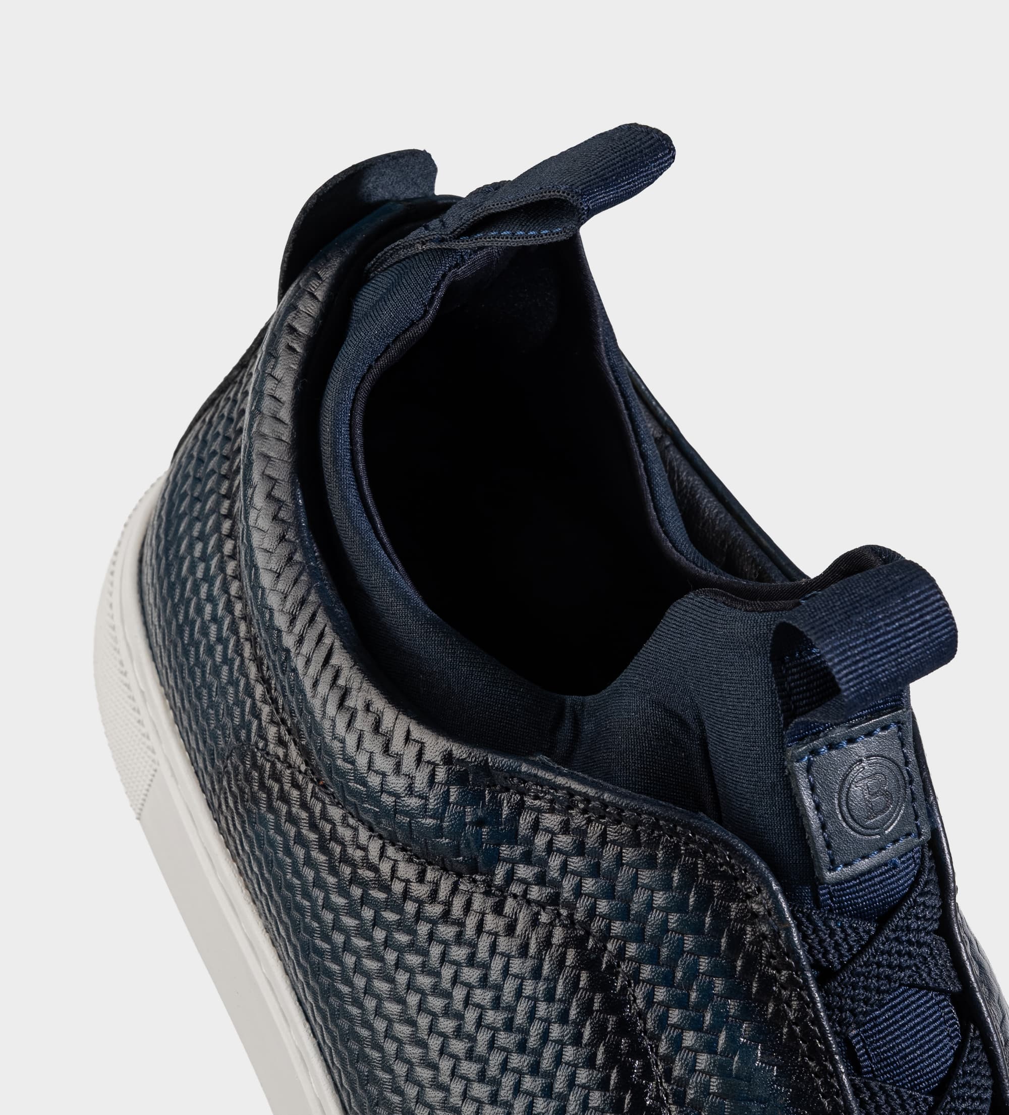 SNEAKER SLIP ON PIEL AZUL