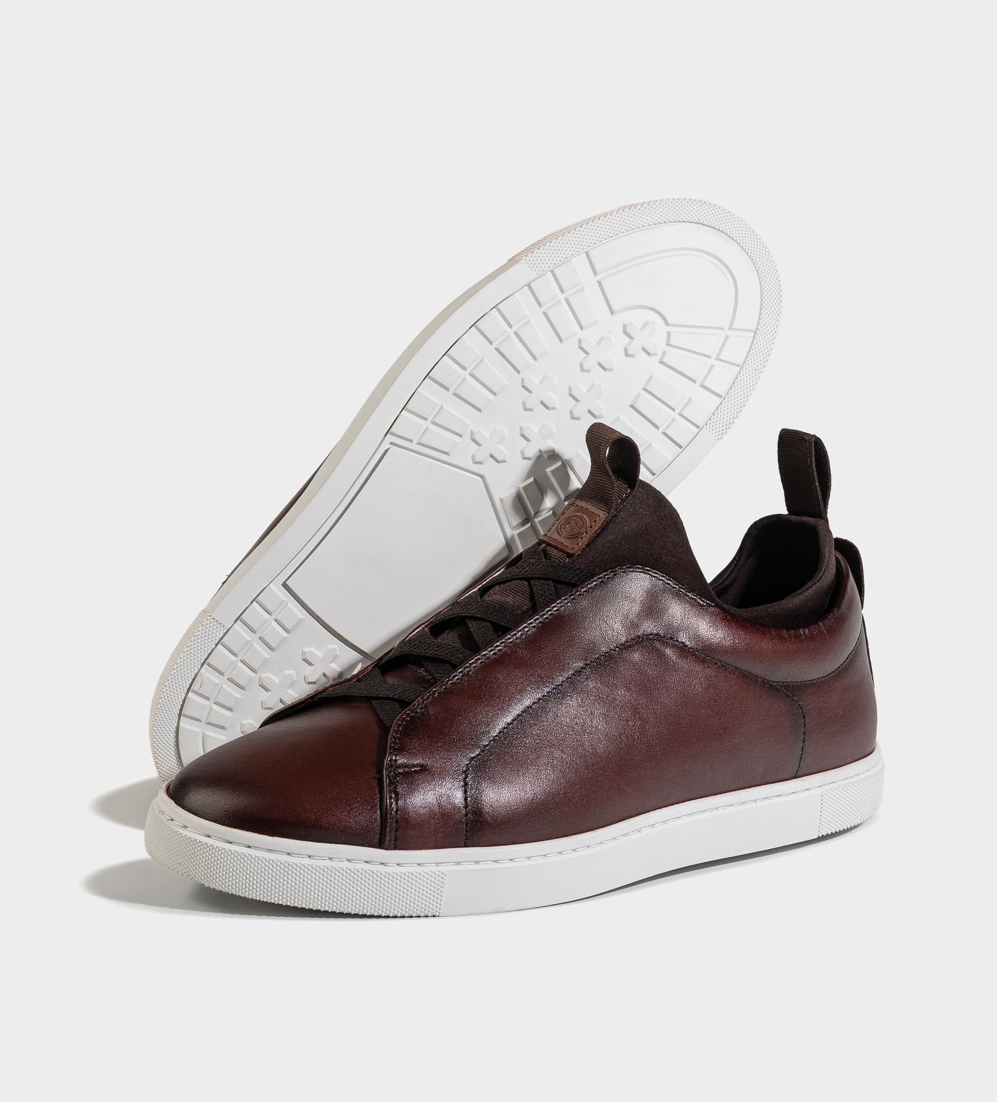SNEAKER SLIP ON PIEL VINO