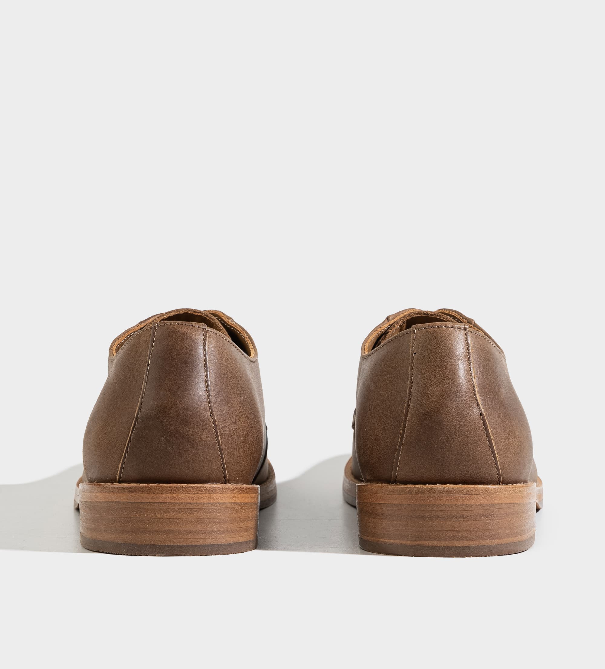 ZAPATO DERBY SUELA DE CUERO PIEL MIEL