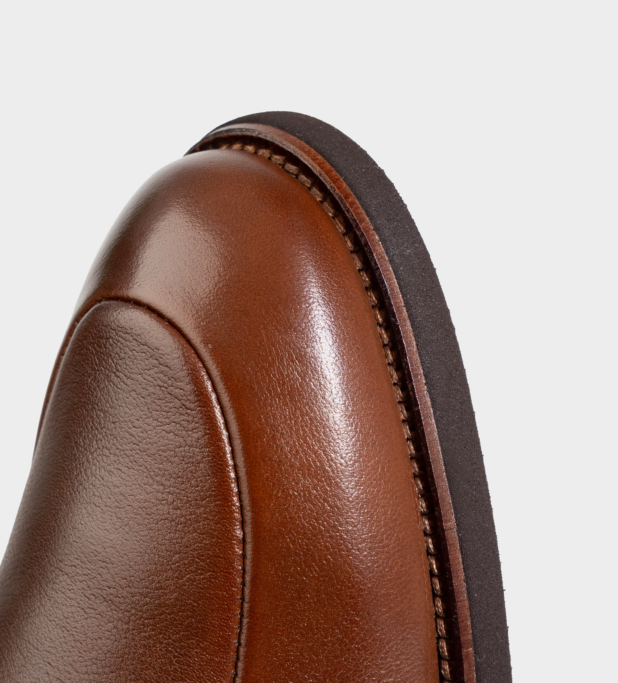 MOCASÍN VESTIR SUELA ULTRALIGERA PIEL CAFÉ