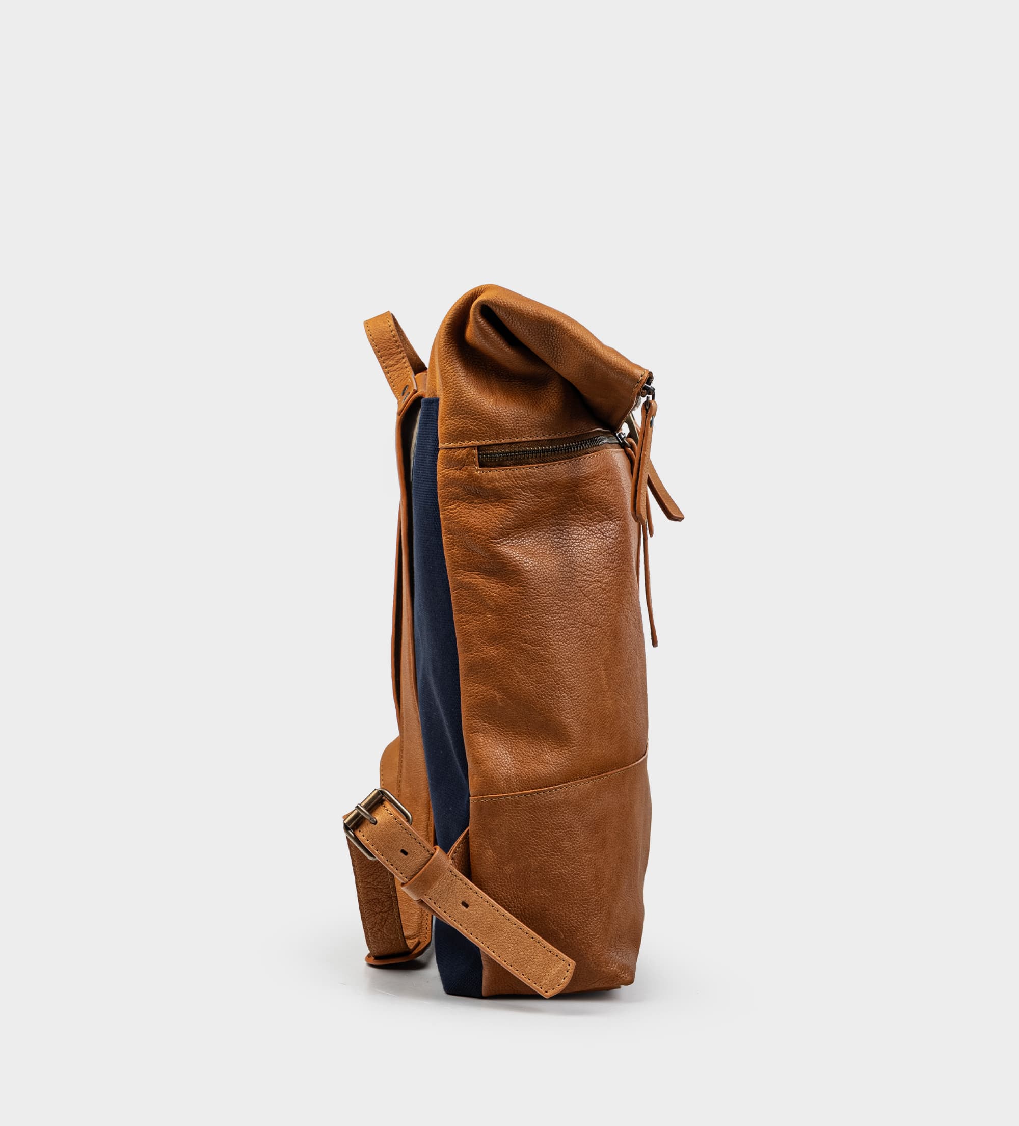 BACKPACK HERRAJE PIEL CAFÉ