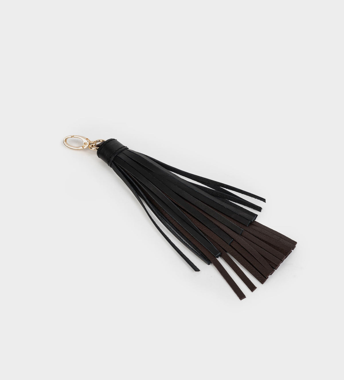 CHARM PIEL FLECOS NEGRO Y CAFÉ