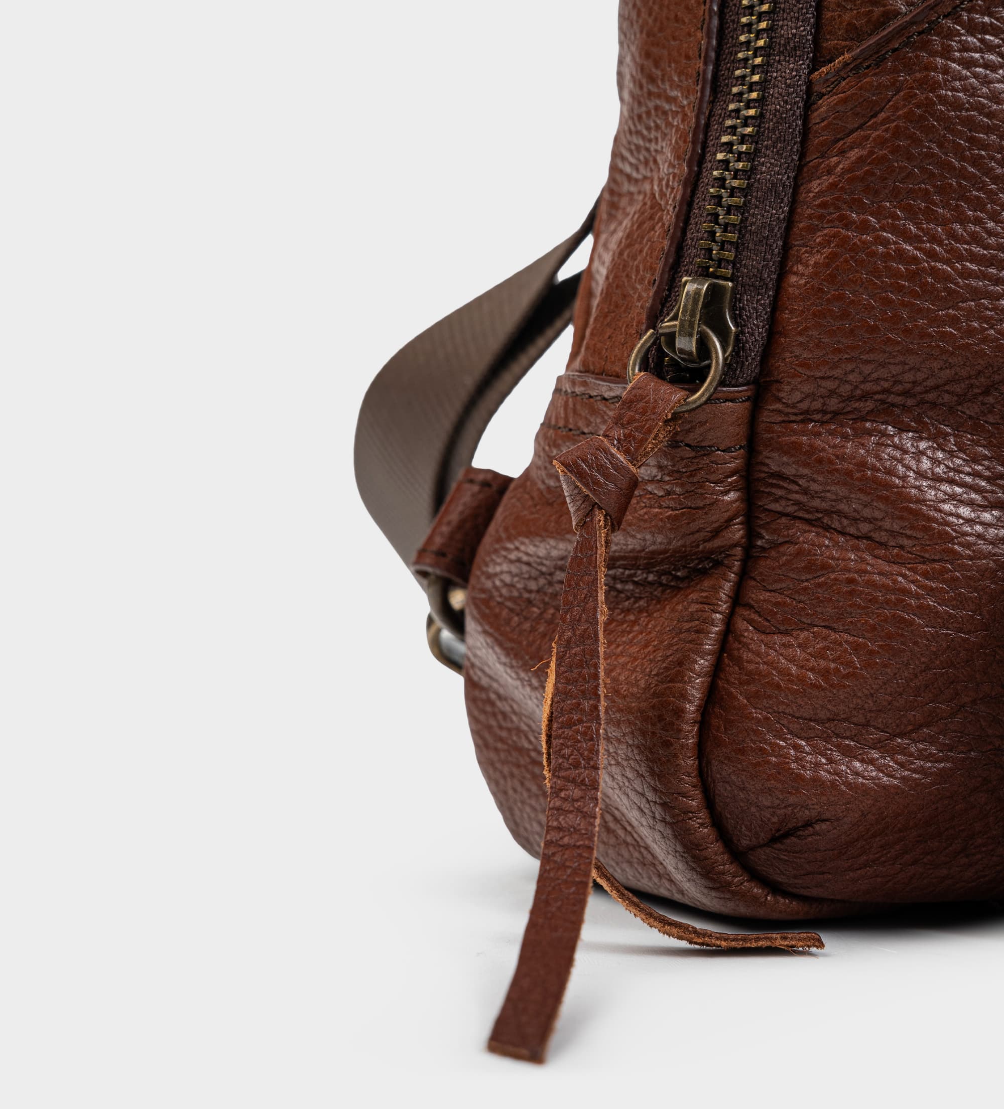 BOLSO CROSSBODY PIEL NEGRO SLING