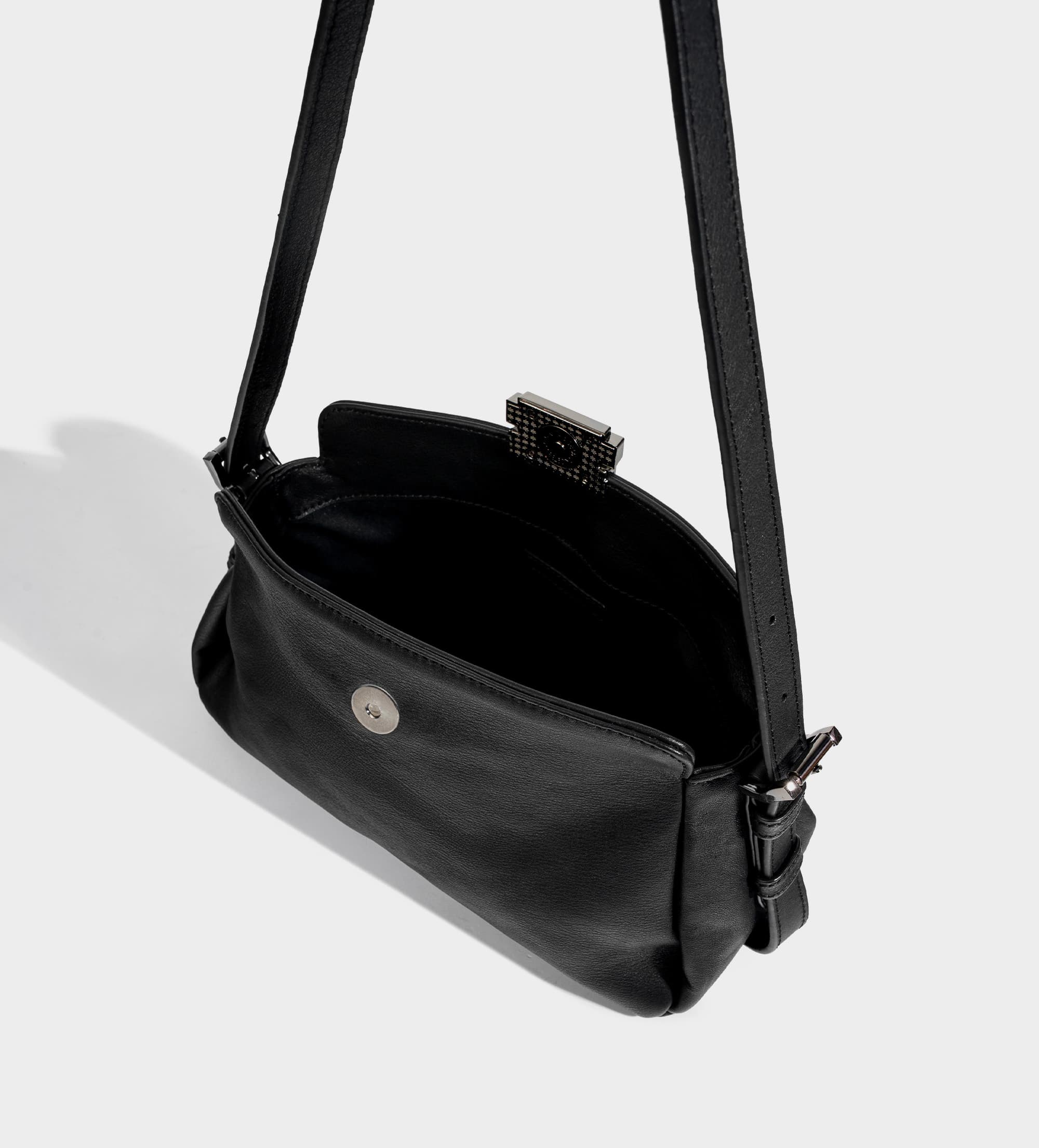 BOLSO CROSSBODY CORREA AJUSTABLE PIEL NEGRO