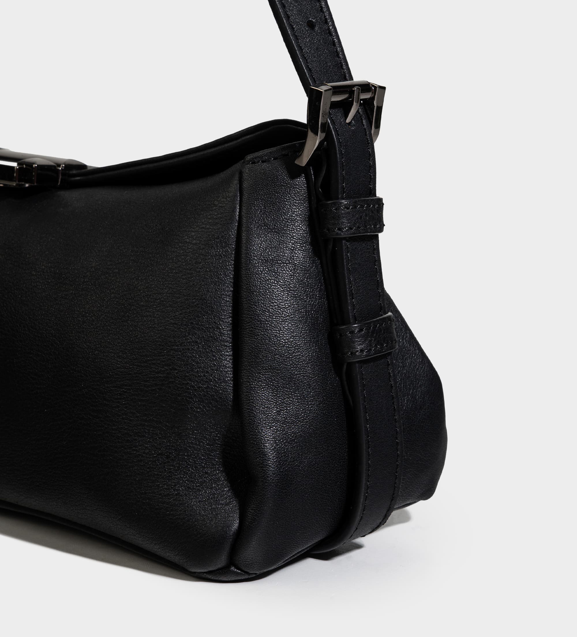 BOLSO CROSSBODY CORREA AJUSTABLE PIEL NEGRO