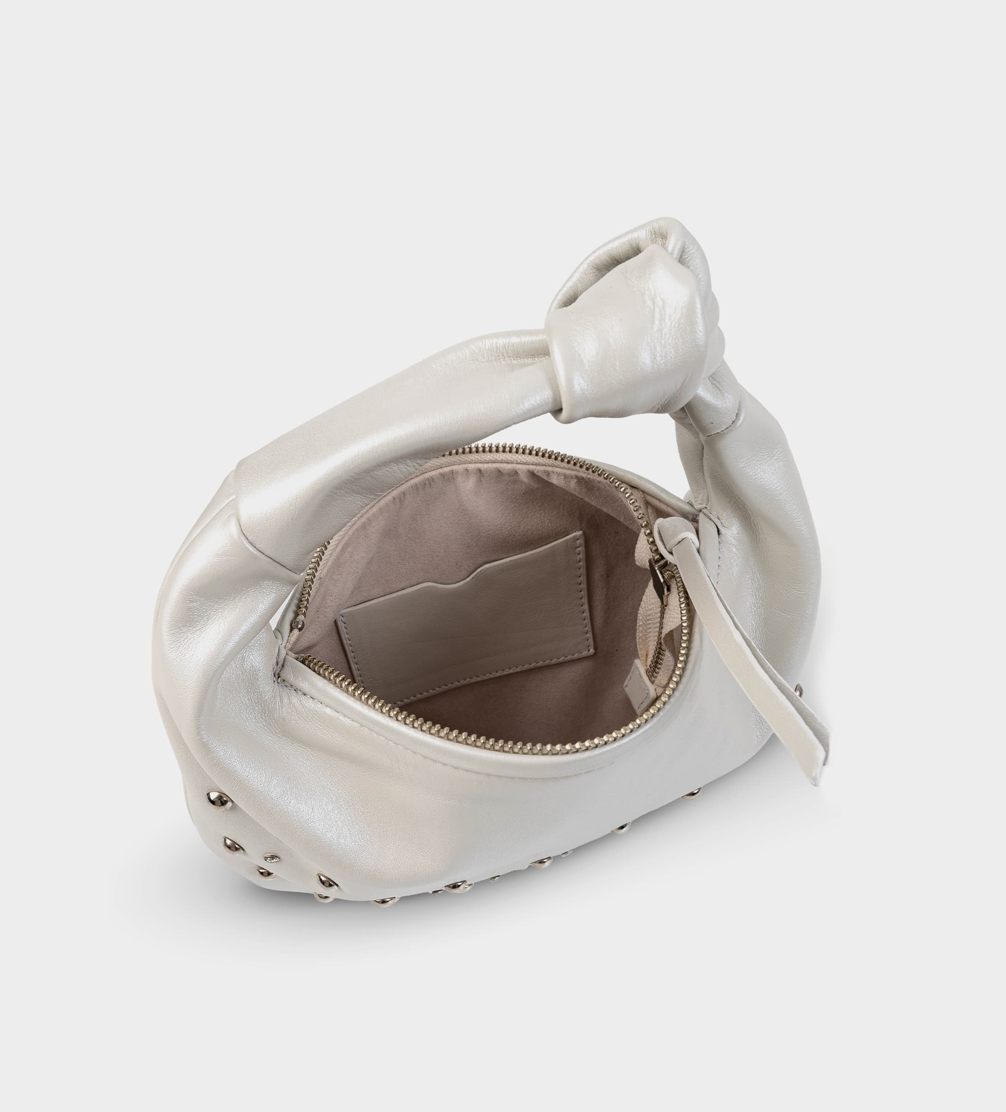 BOLSO HOBO TACHUELAS PIEL BLANCO