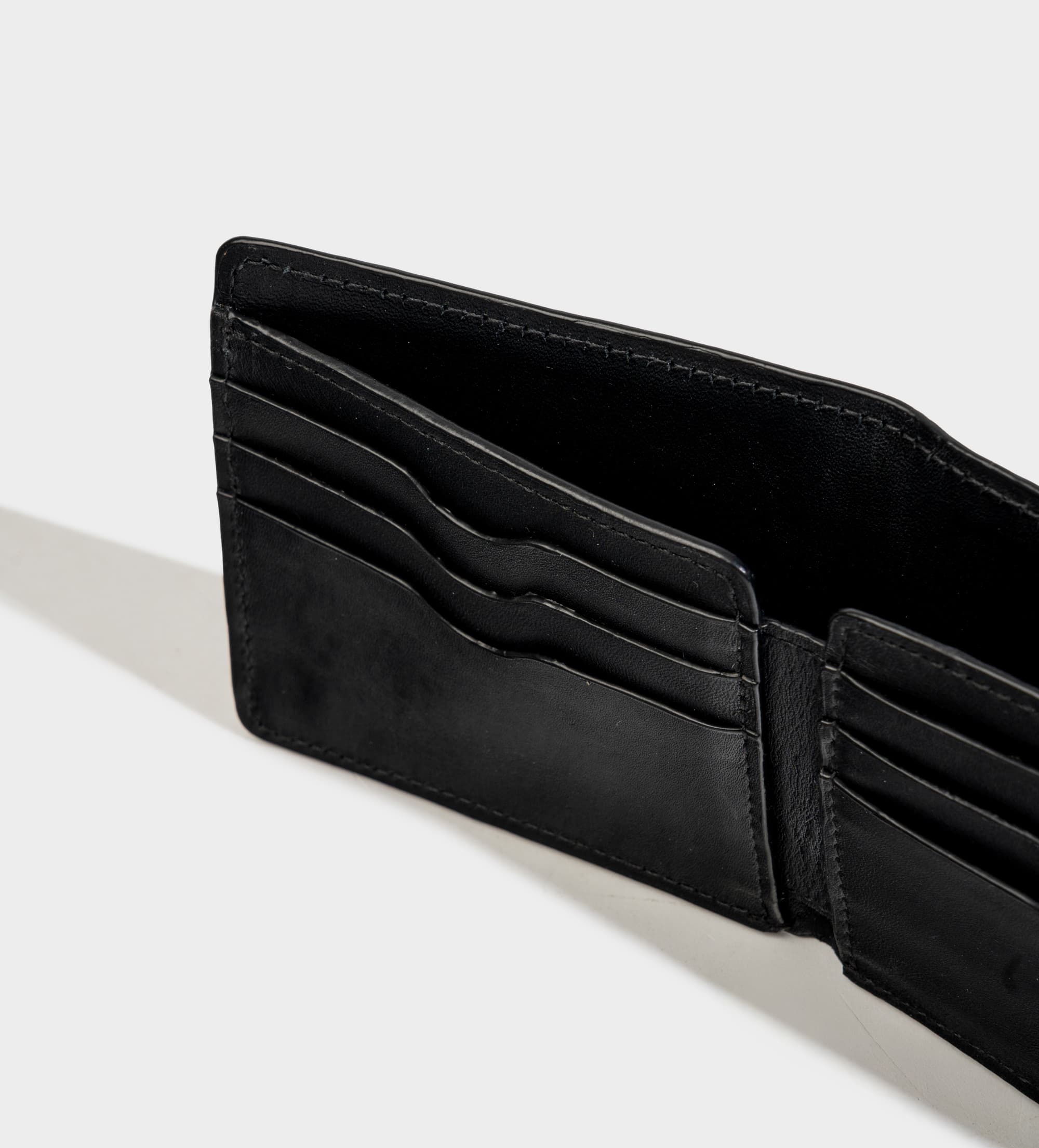 CARTERA PIEL GENUINA NEGRO