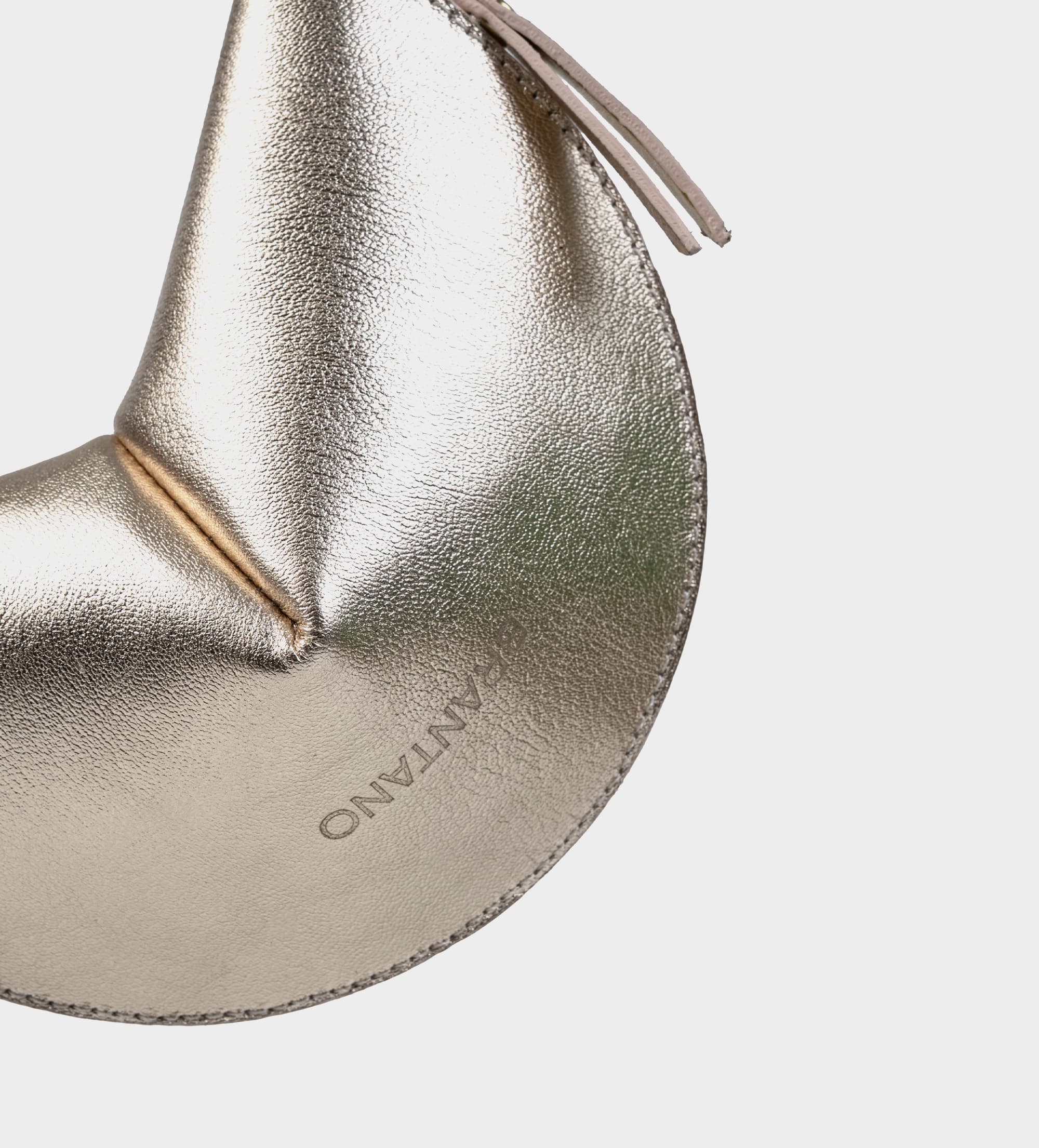 BOLSO FORTUNE COOKIE PIEL ORO