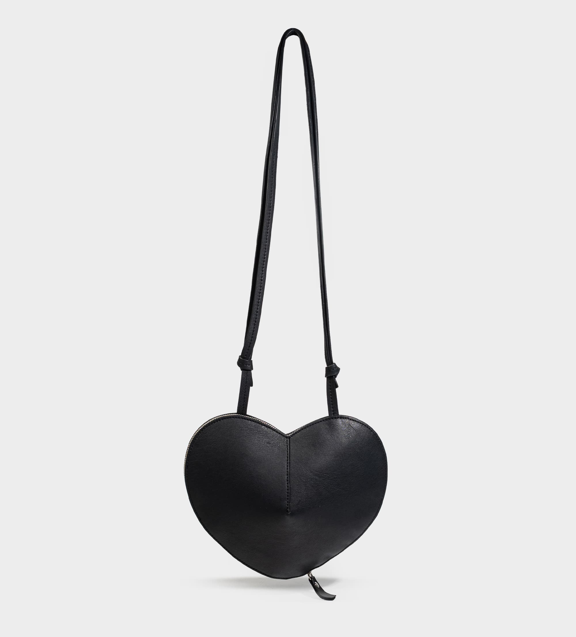 BOLSA CROSSBODY CORAZÓN PIEL NEGRO