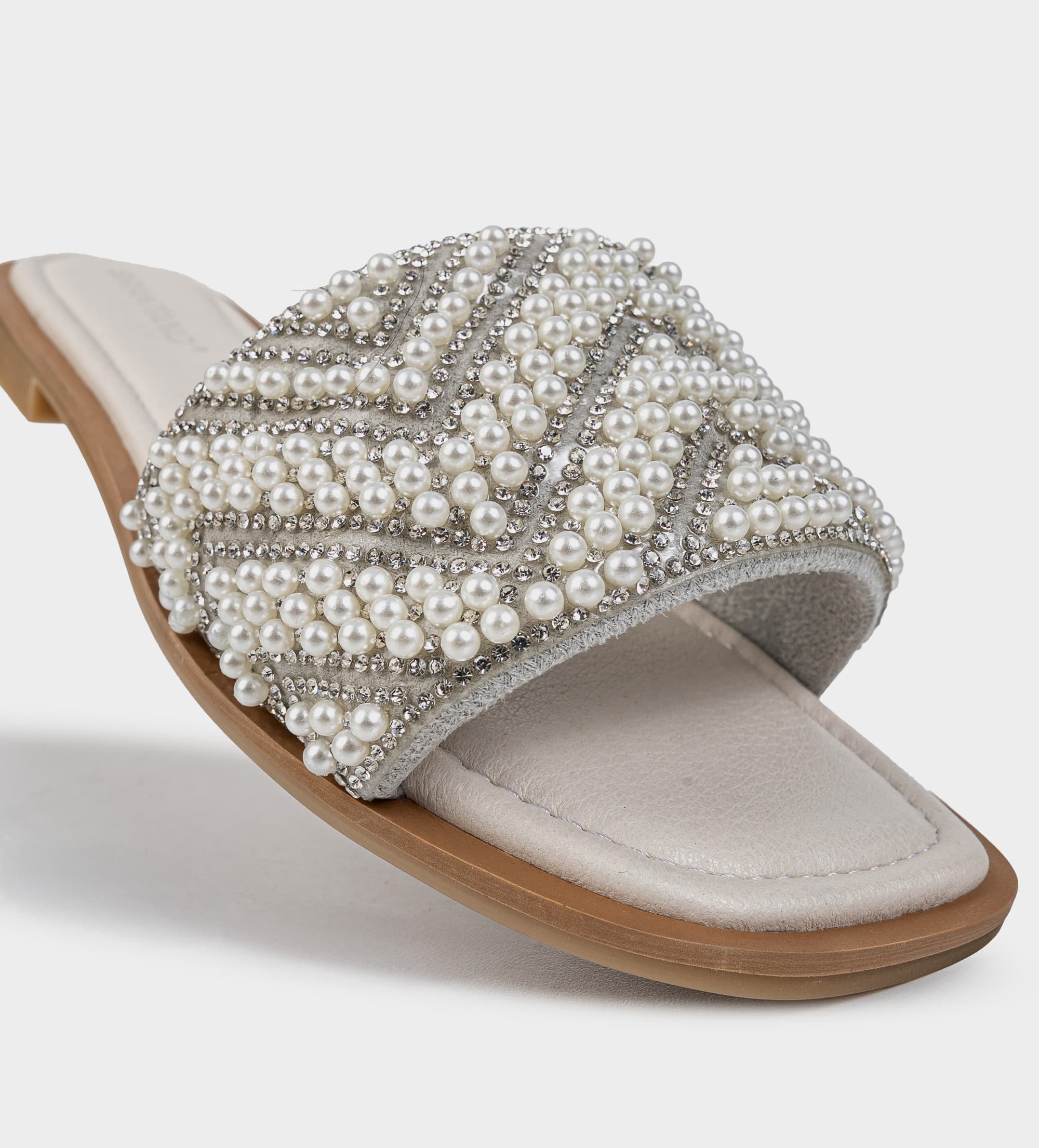 SANDALIA FLAT PEDRERÍA PLATA