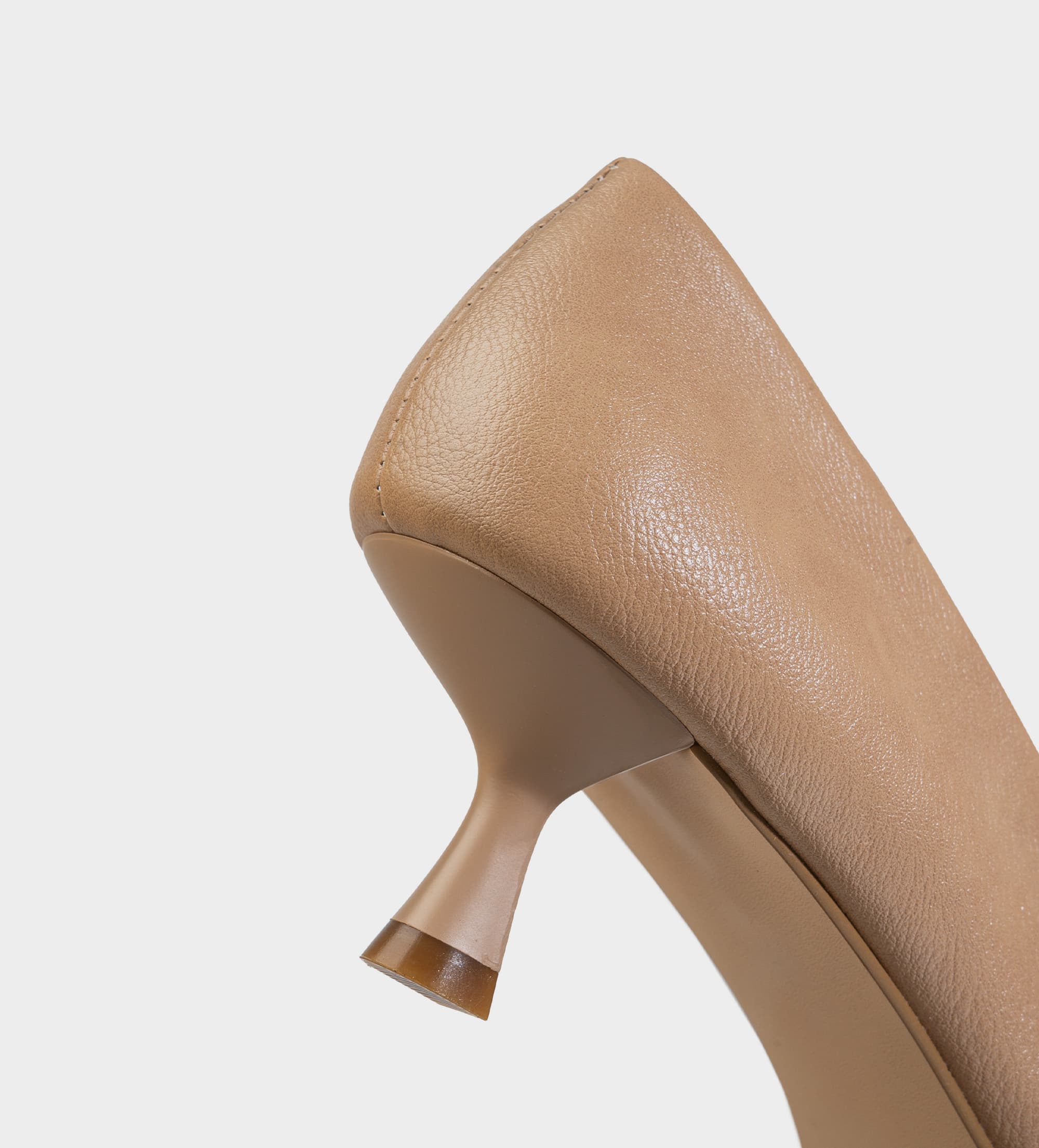 ZAPATILLA TACÓN KITTEN PUNTA FINA NUDE