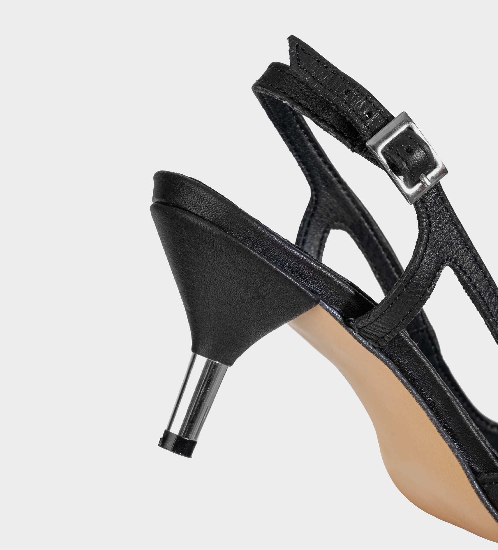 ZAPATILLA DESTALONADA TACÓN KITTEN PIEL NEGRO