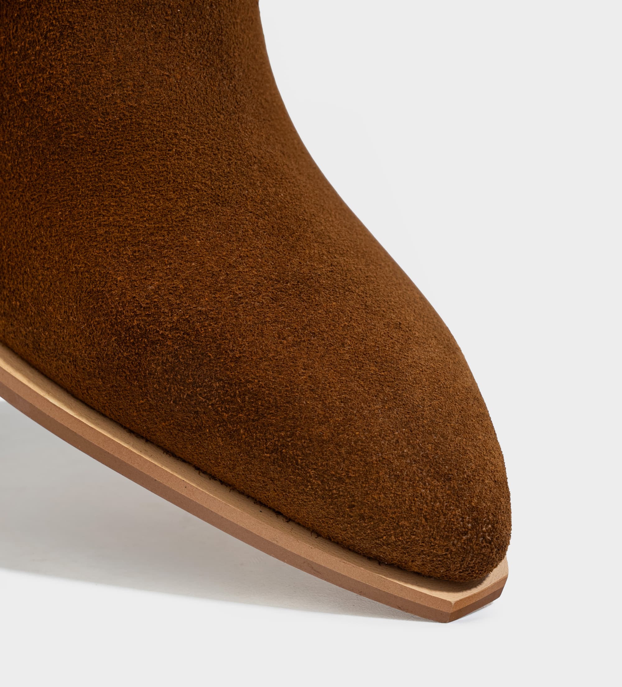 BOTA MEDIA WESTERN PIEL GAMUZA CAFÉ