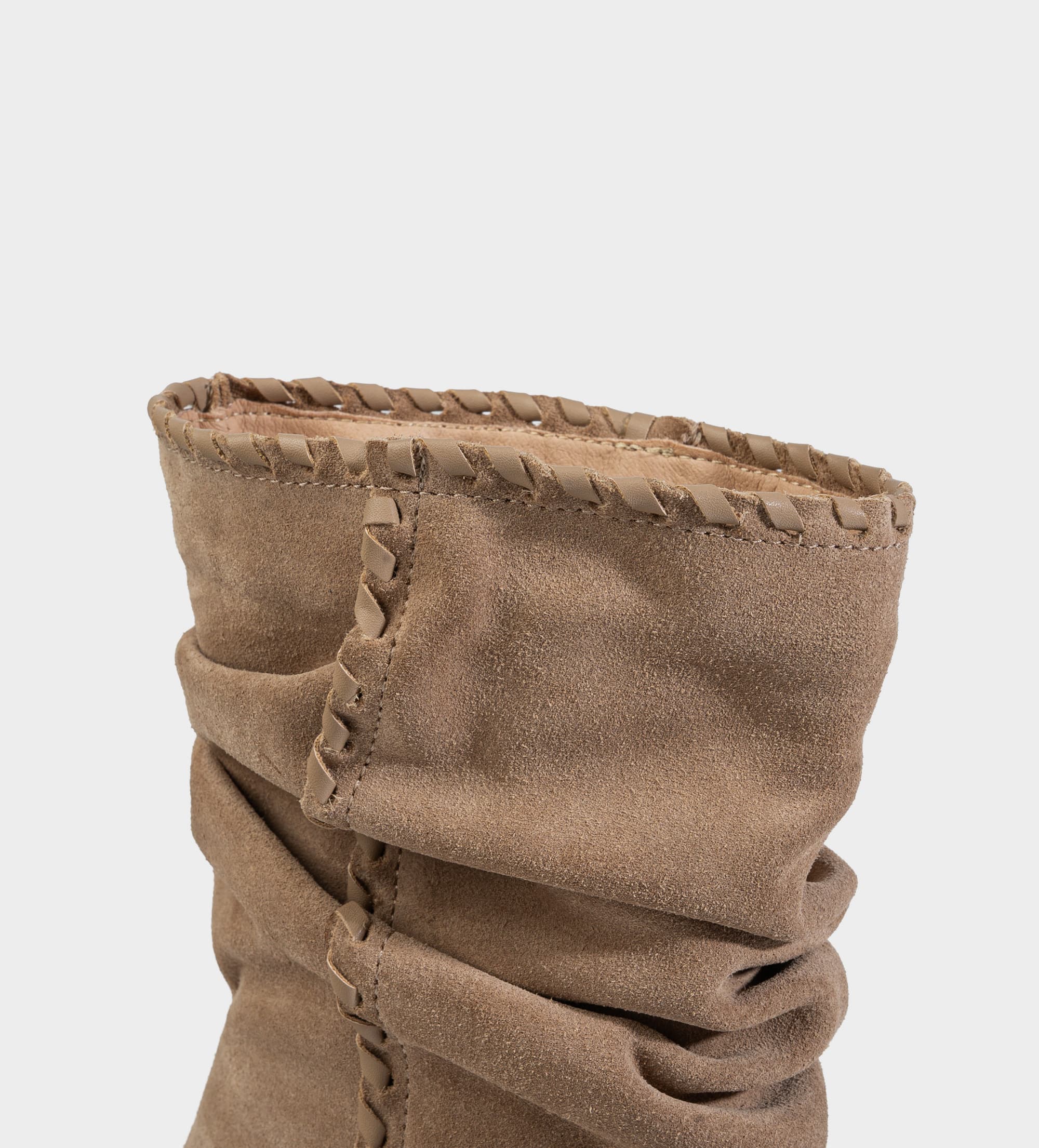 BOTA MEDIA WESTERN PIEL GAMUZA BEIGE