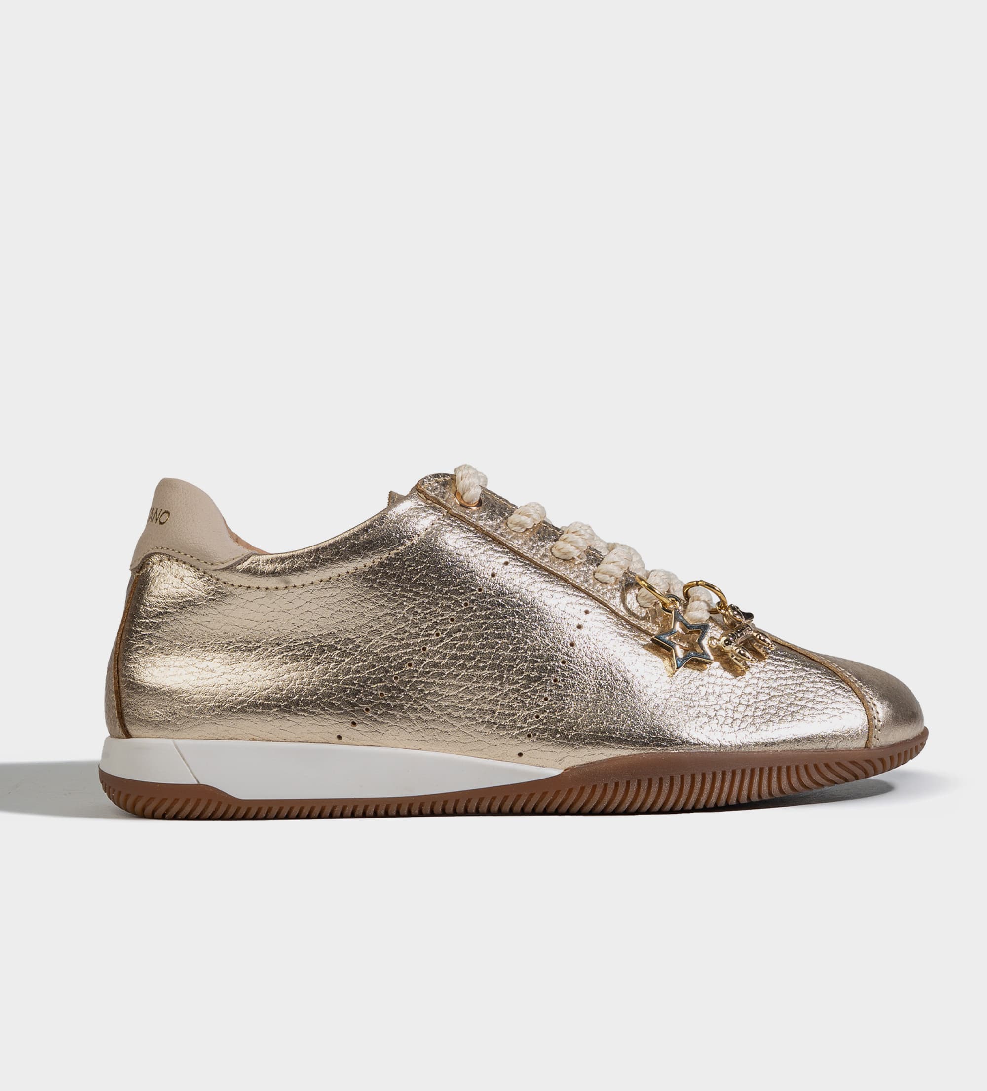 SNEAKER CASUAL PIEL ORO
