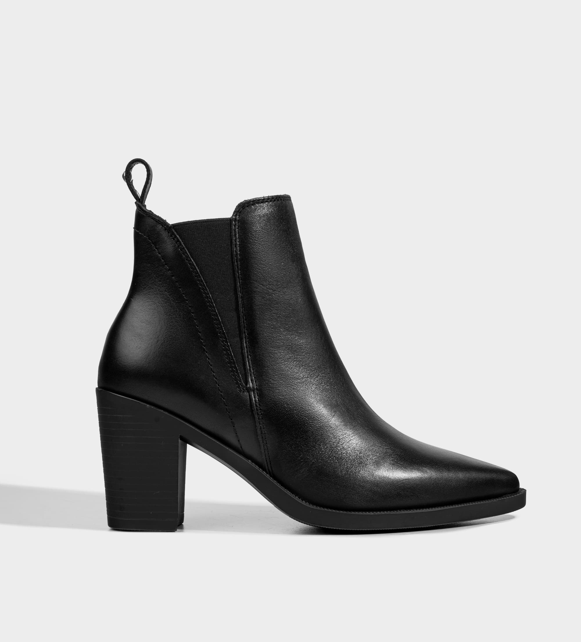 BOTA CHELSEA TACÓN BLOQUE PIEL NEGRO