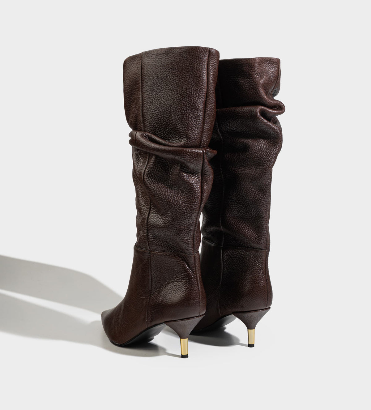 BOTA ALTA PIEL TACÓN KITTEN