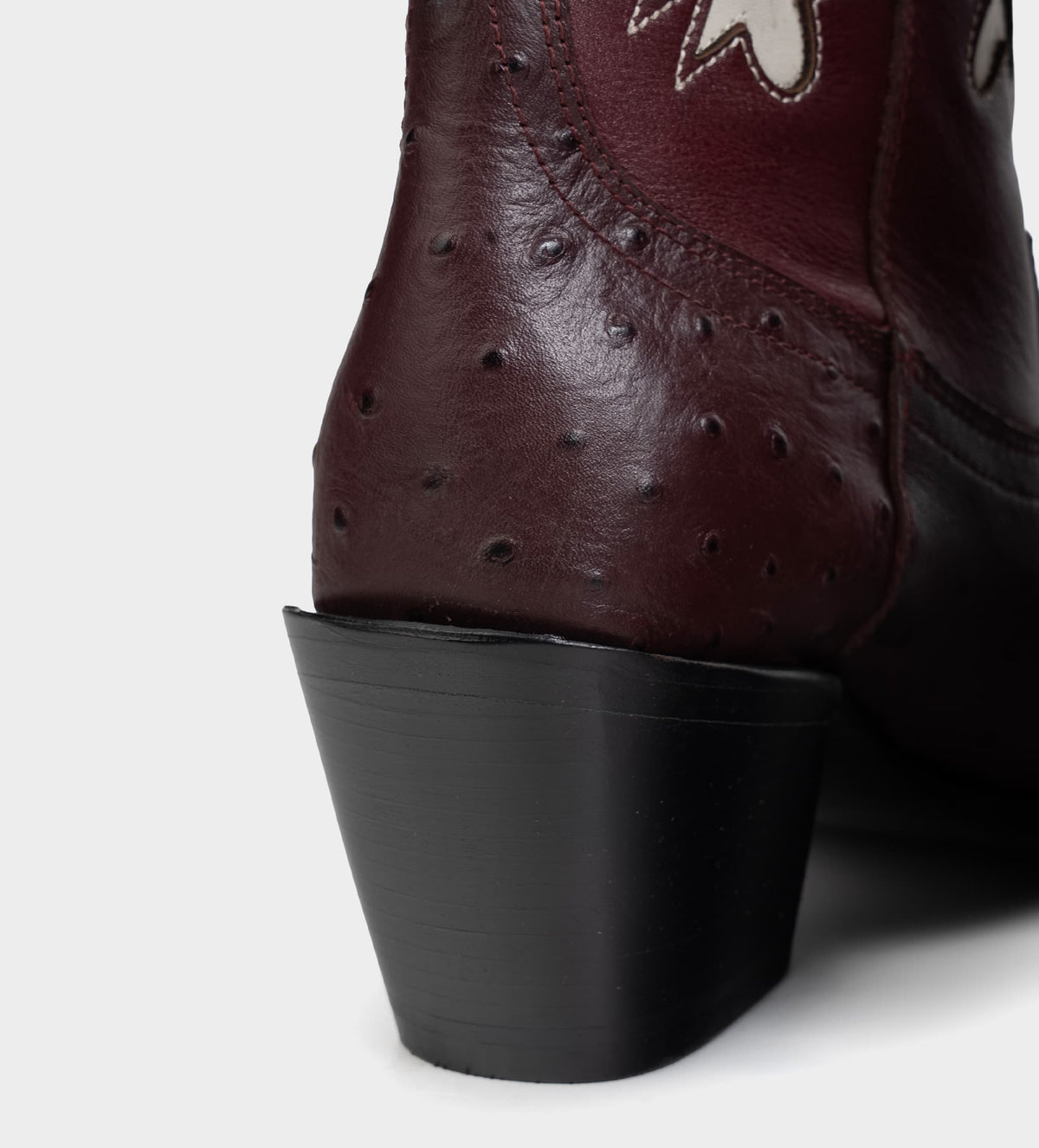BOTA WESTERN PIEL VINO BORDADOS
