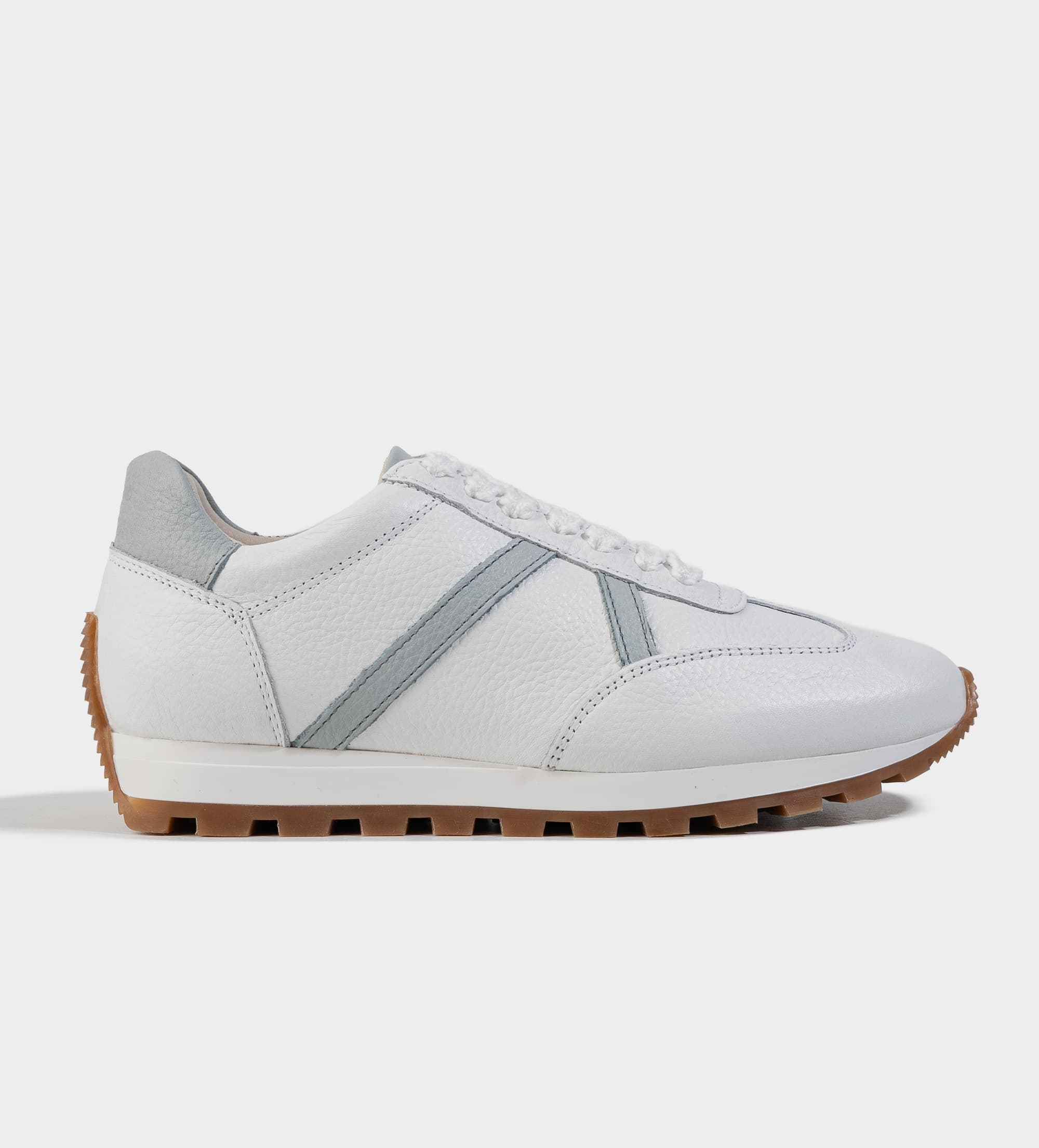SNEAKER CASUAL PIEL BLANCO FRANJAS LATERALES