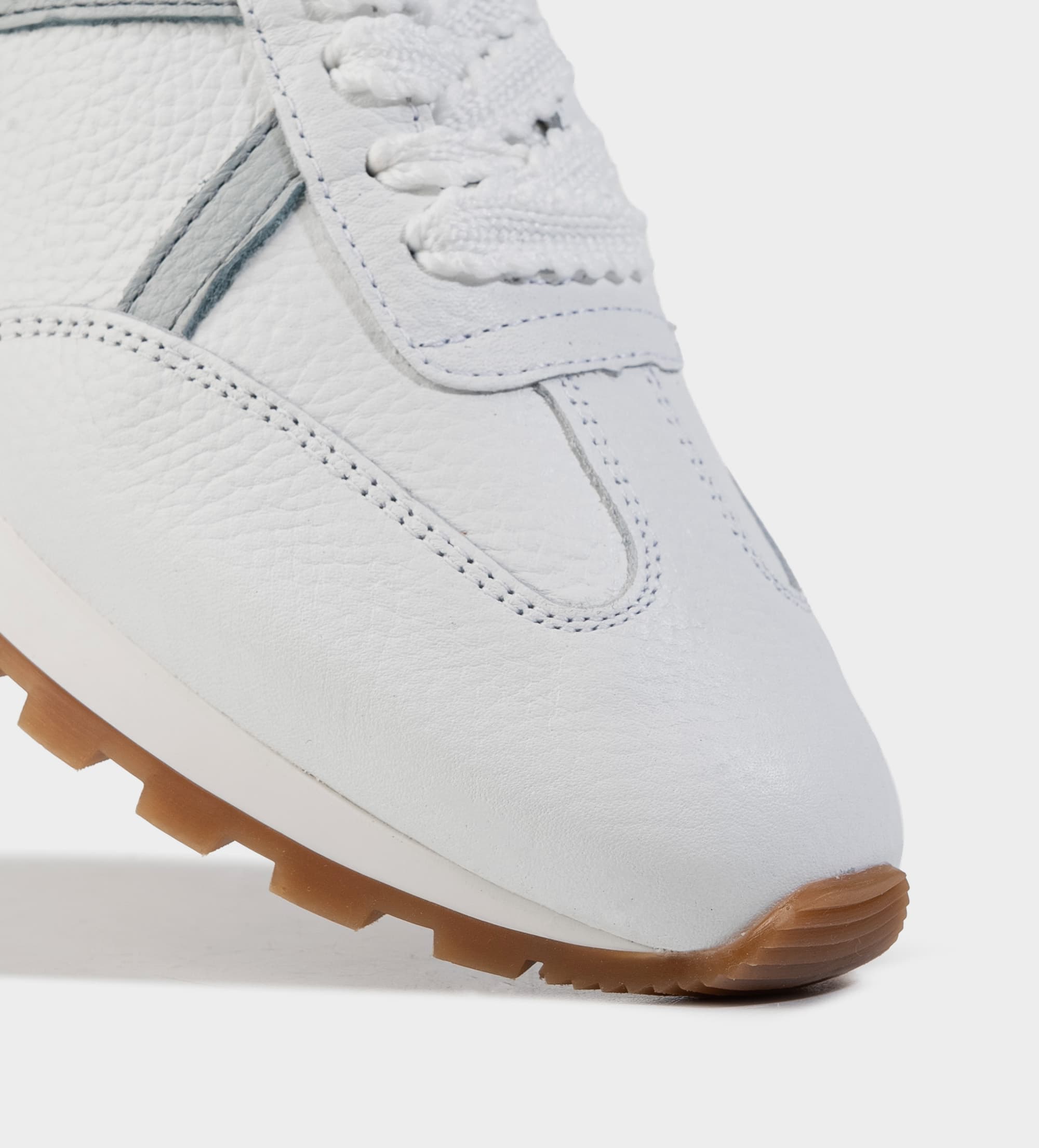 SNEAKER CASUAL PIEL BLANCO FRANJAS LATERALES