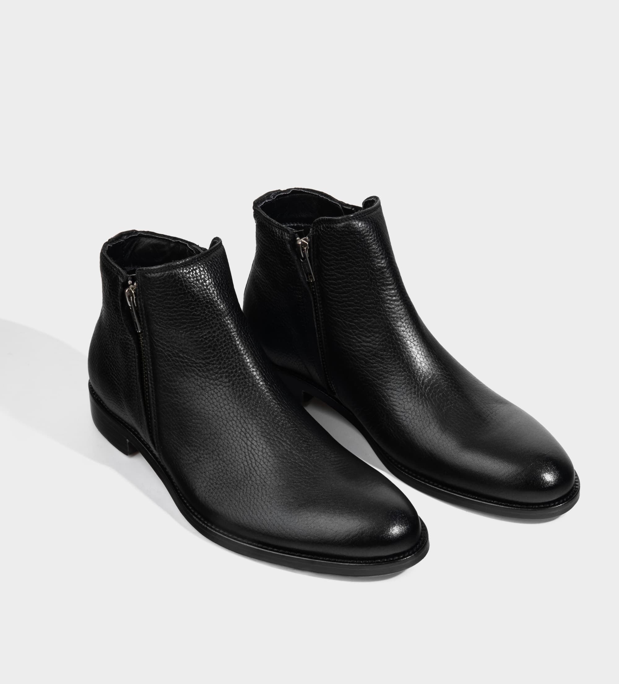 BOTA CASUAL CIERRE LATERAL PIEL NEGRO