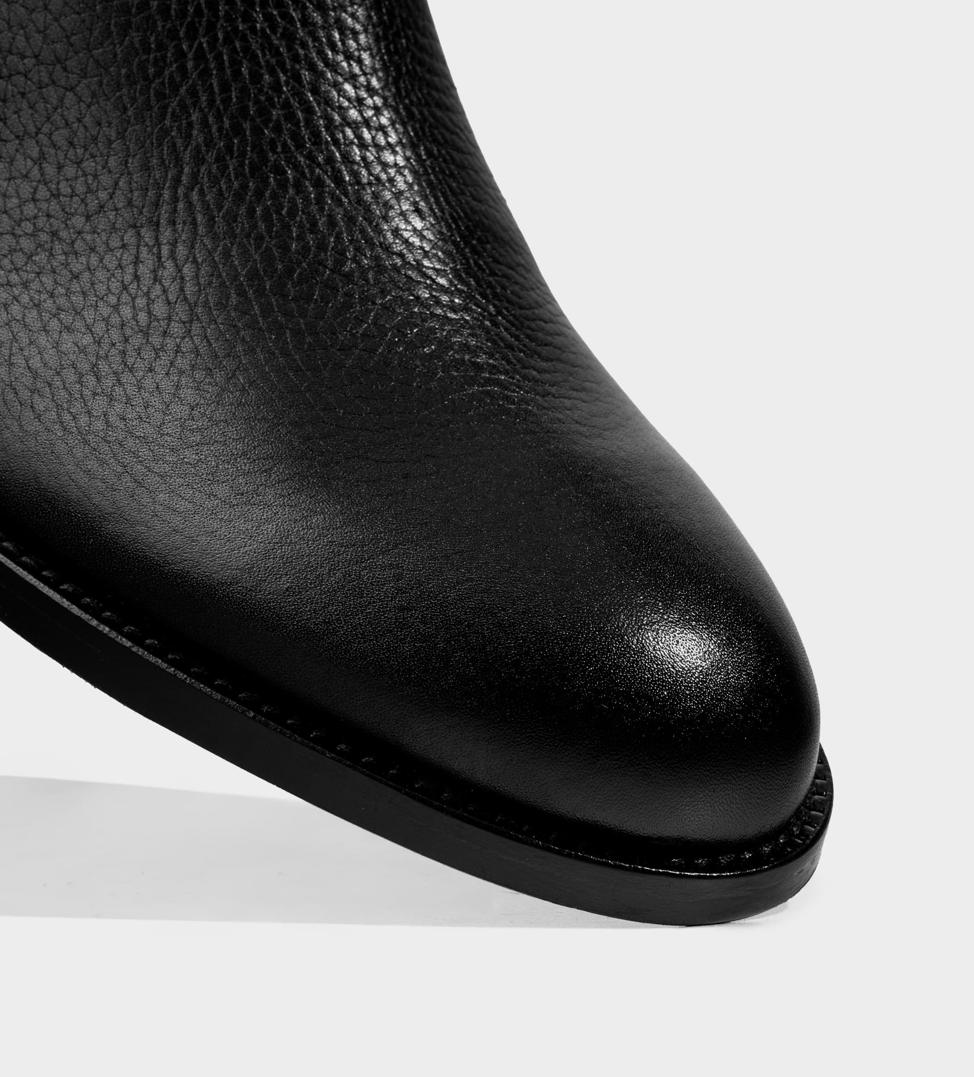 BOTA CASUAL CIERRE LATERAL PIEL NEGRO