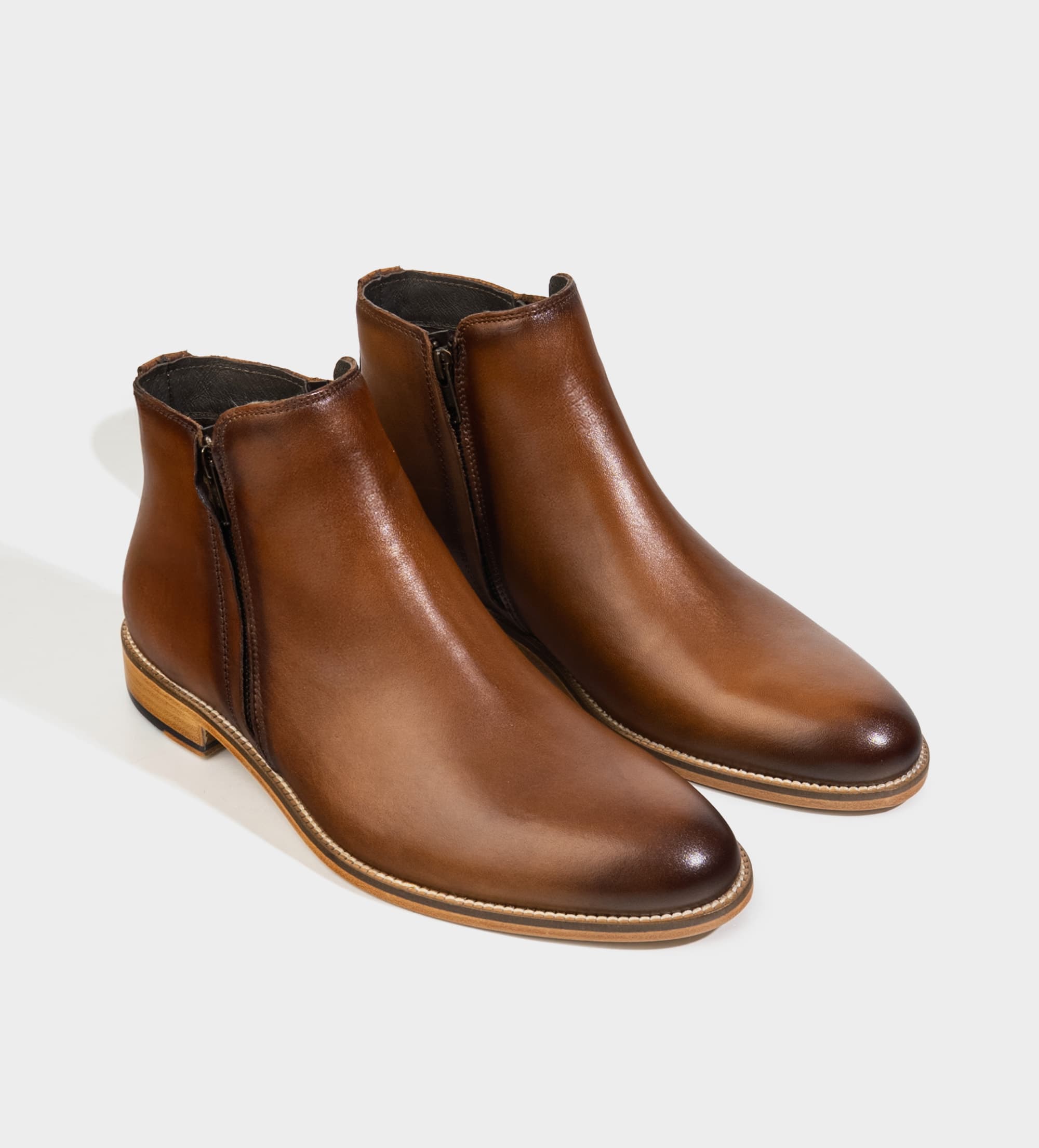 BOTA CASUAL CIERRE LATERAL PIEL MIEL