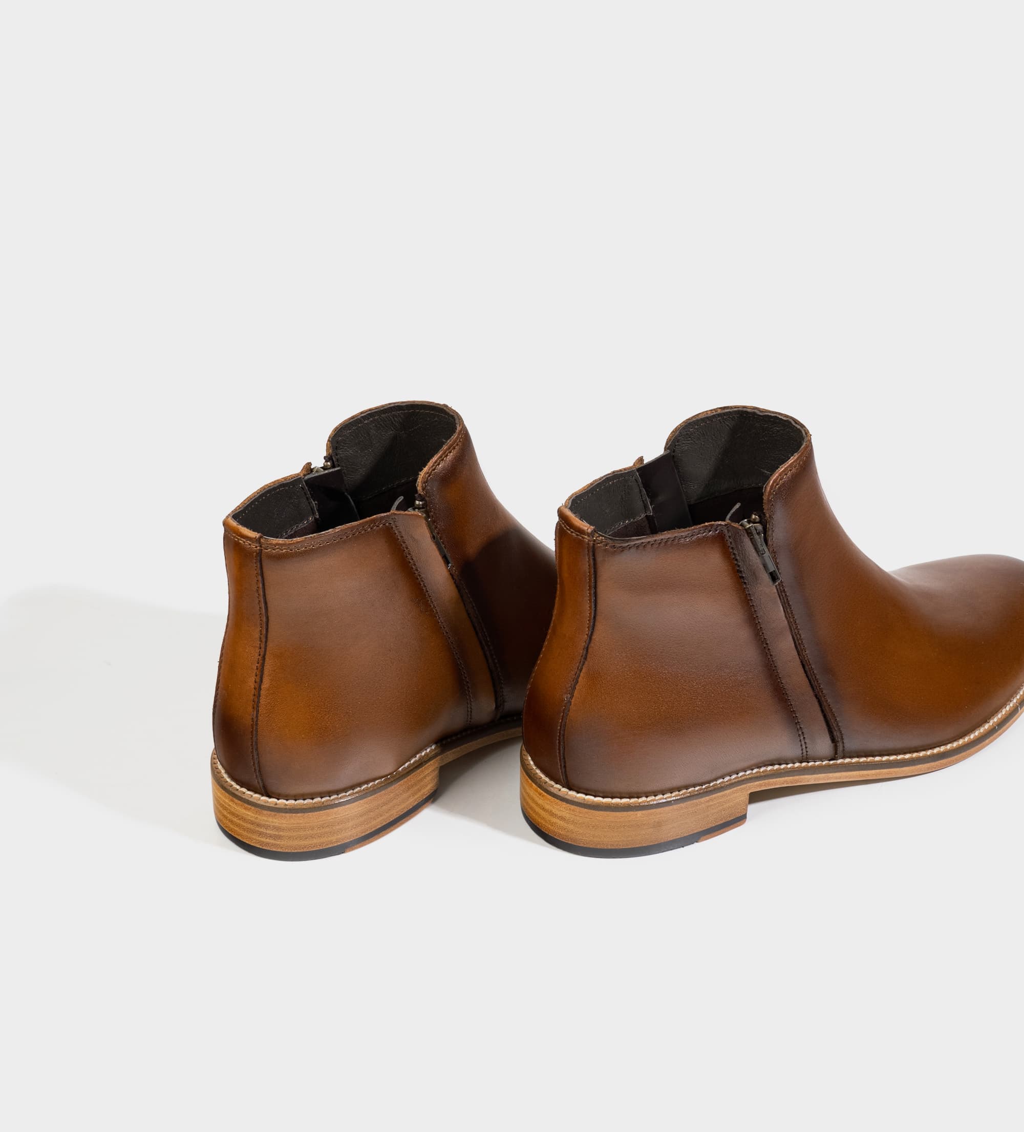 BOTA CASUAL CIERRE LATERAL PIEL MIEL