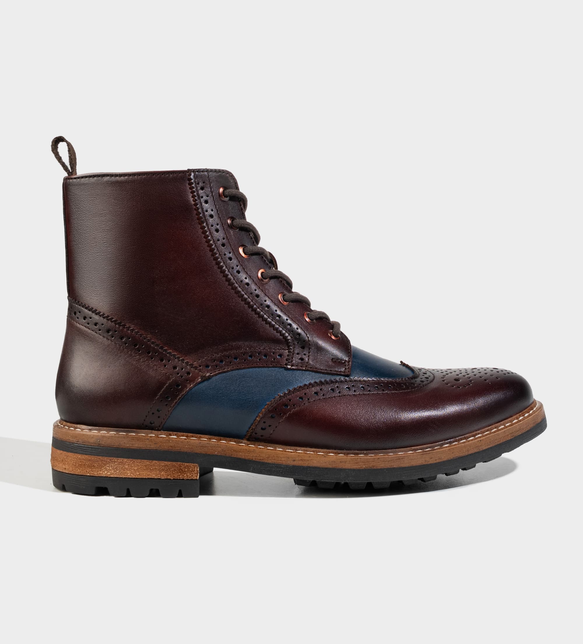 BOTA AGUJETAS BROGUE PIEL VINO CON AZUL