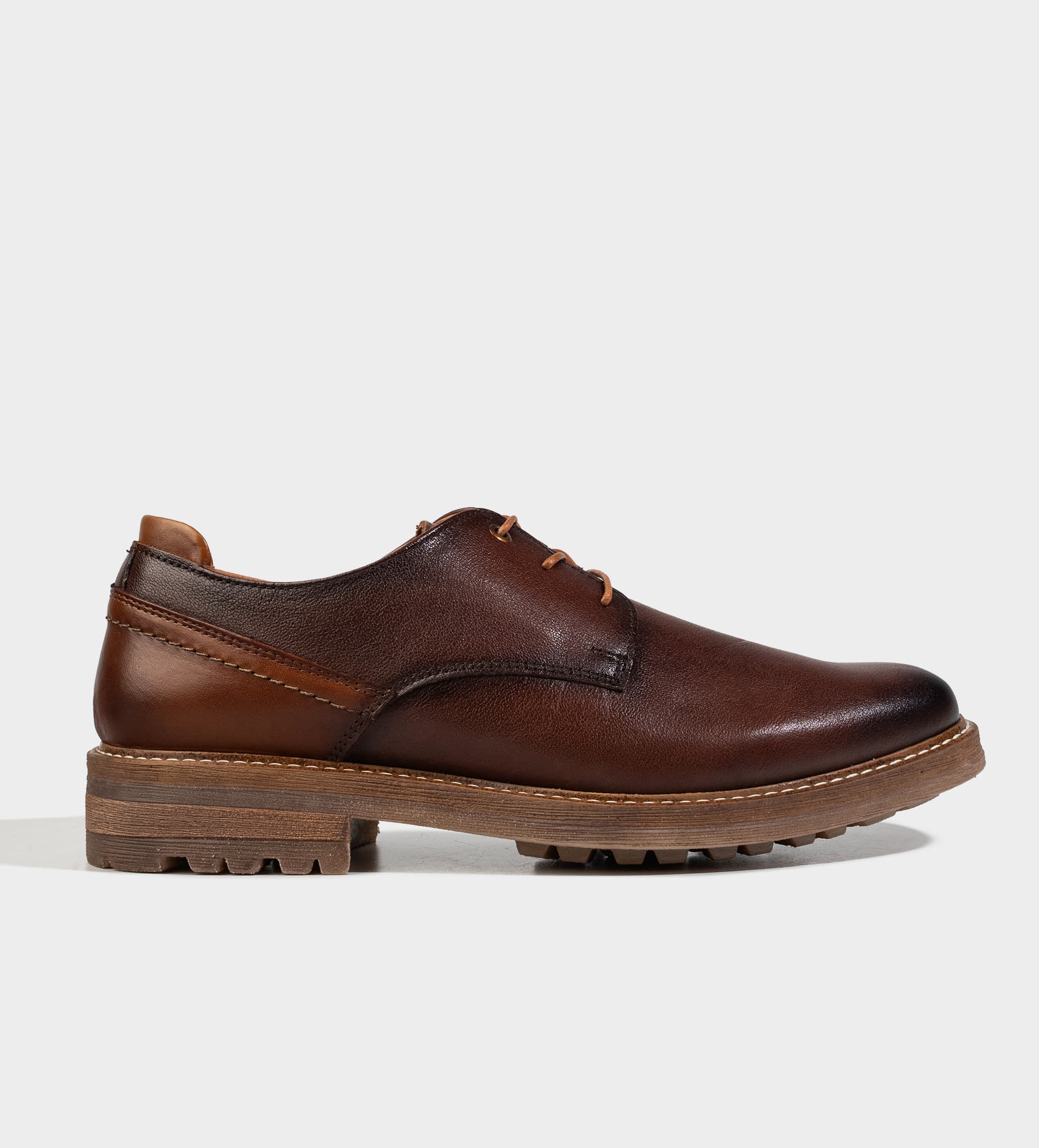 ZAPATO CASUAL DERBY CAFÉ  ENTINTADO