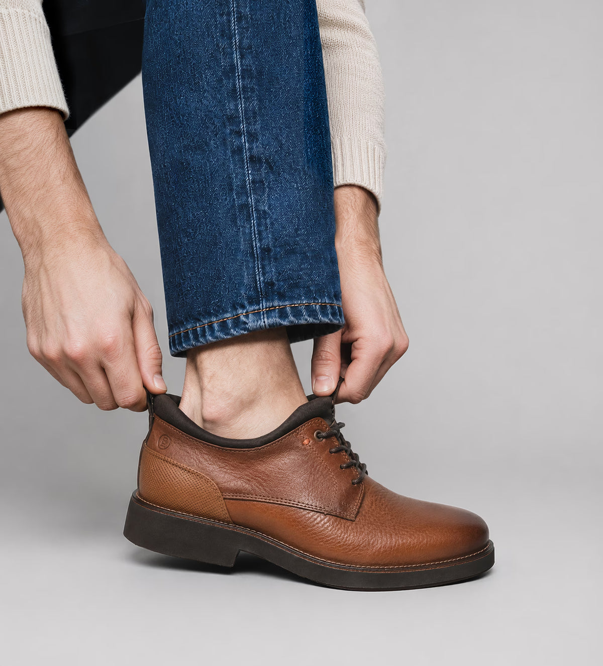 ZAPATO CASUAL ULTRALIGERO PIEL CAFE