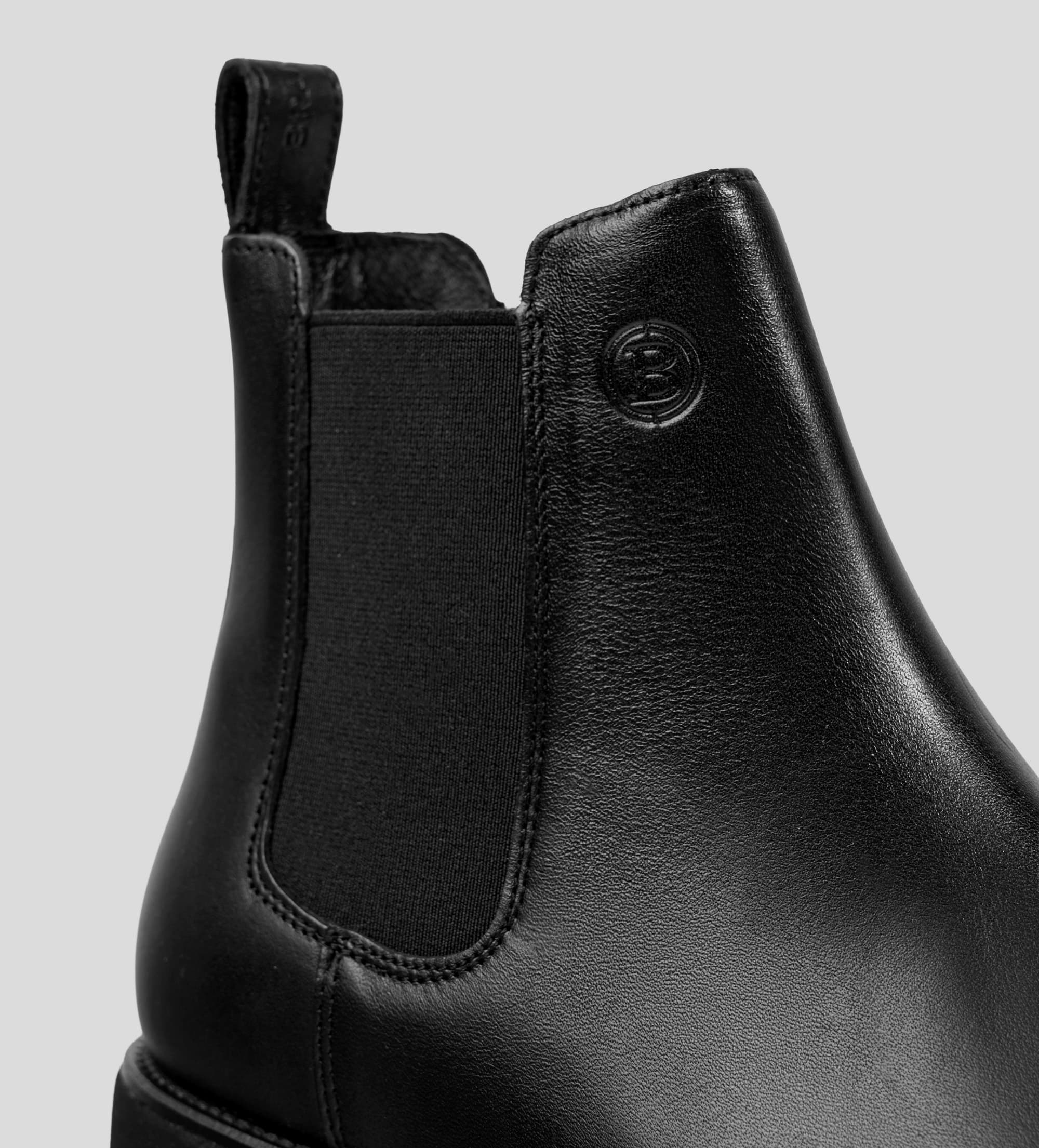 BOTA CHELSEA PIEL PREMIUM NEGRO