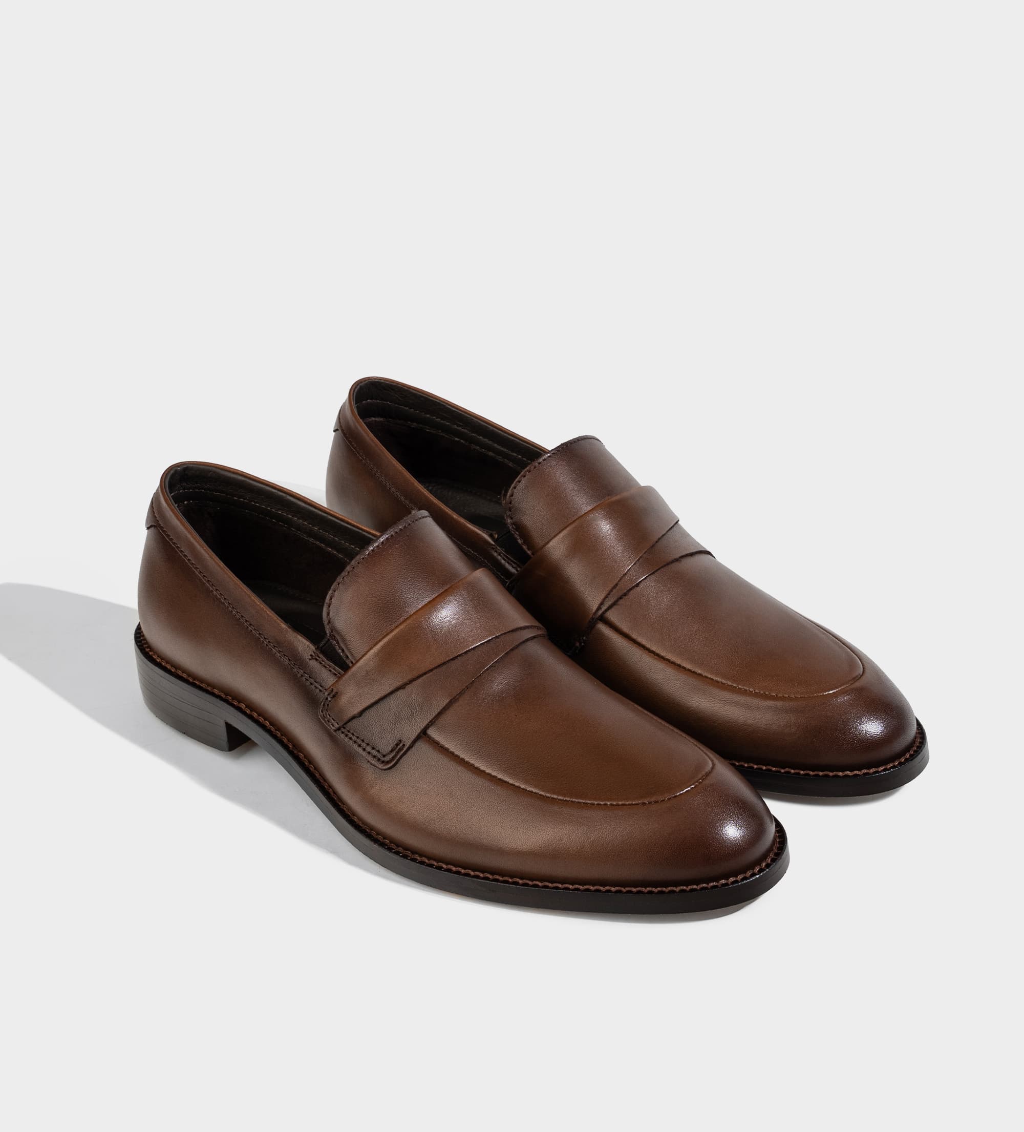 MOCASIN PIEL VESTIR SUELA DE CUERO CAFÉ
