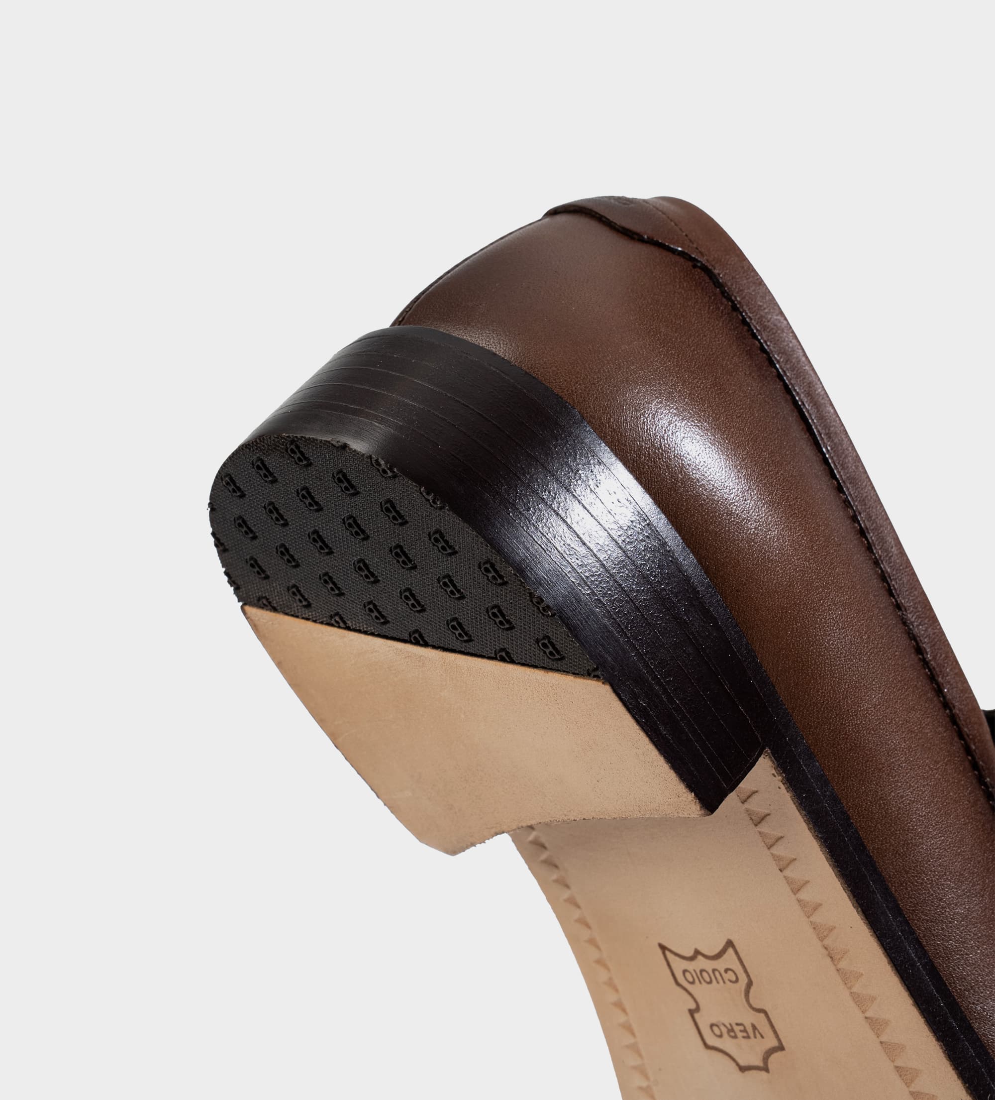 MOCASIN PIEL VESTIR SUELA DE CUERO CAFÉ