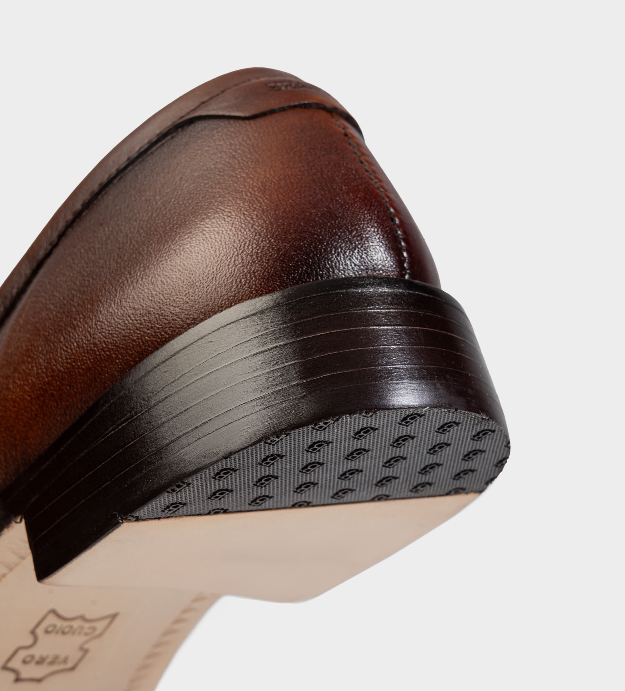 MOCASIN PIEL VESTIR SUELA DE CUERO CAFÉ MAPLE