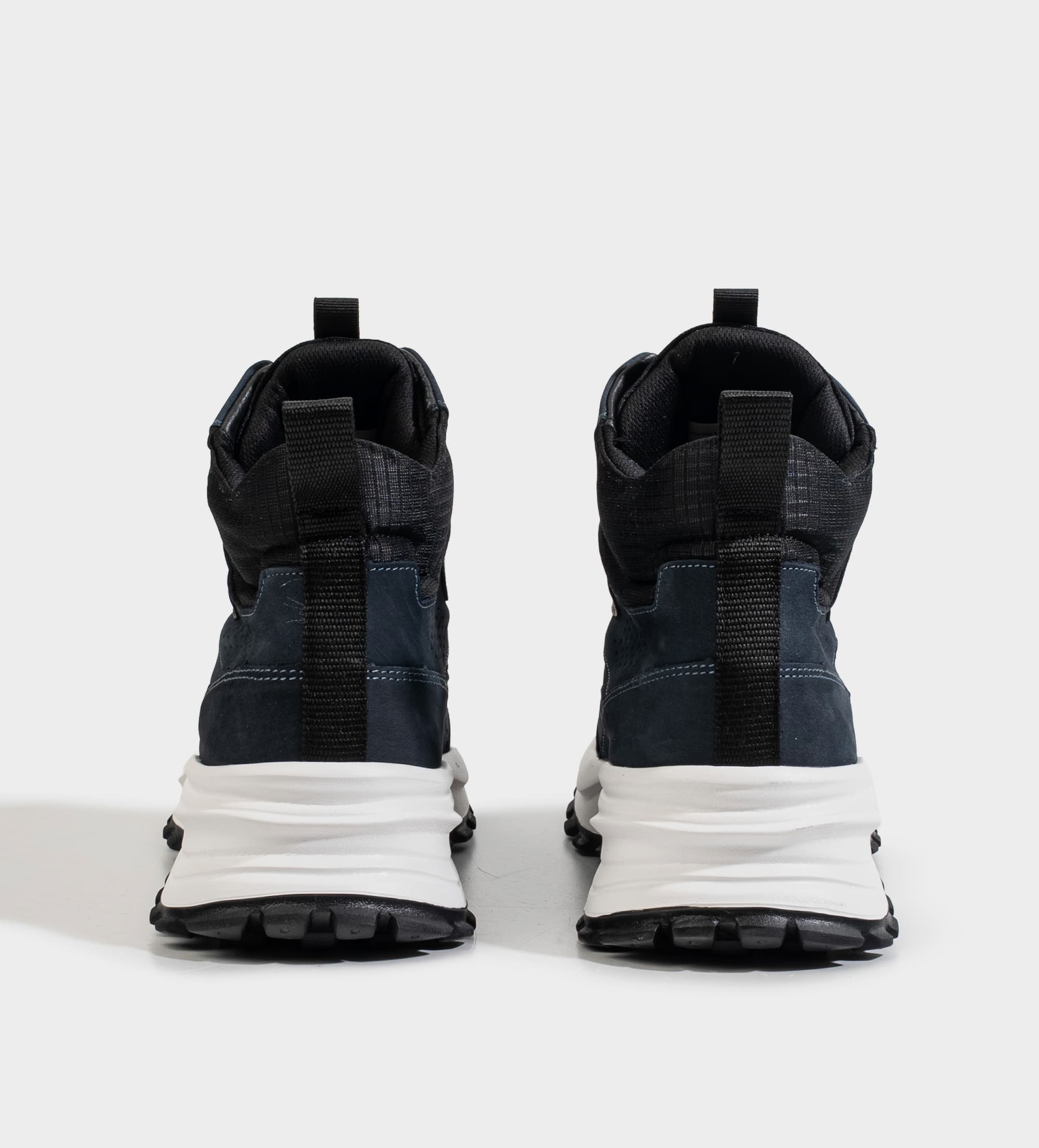BOTA OUTDOOR PIEL AZUL