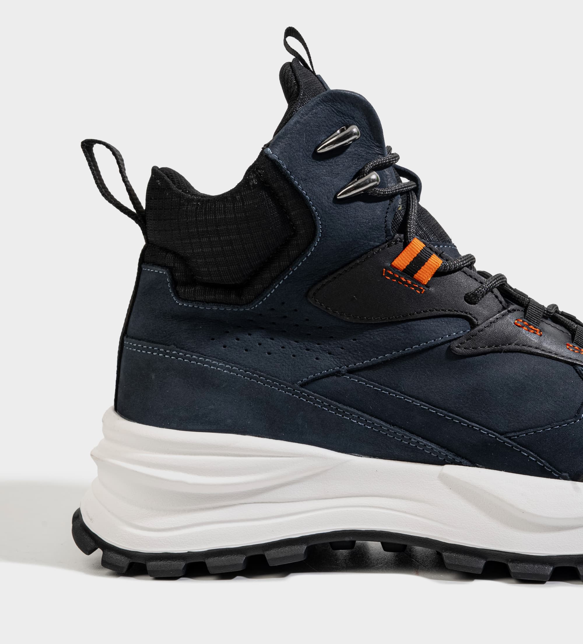 BOTA OUTDOOR PIEL AZUL