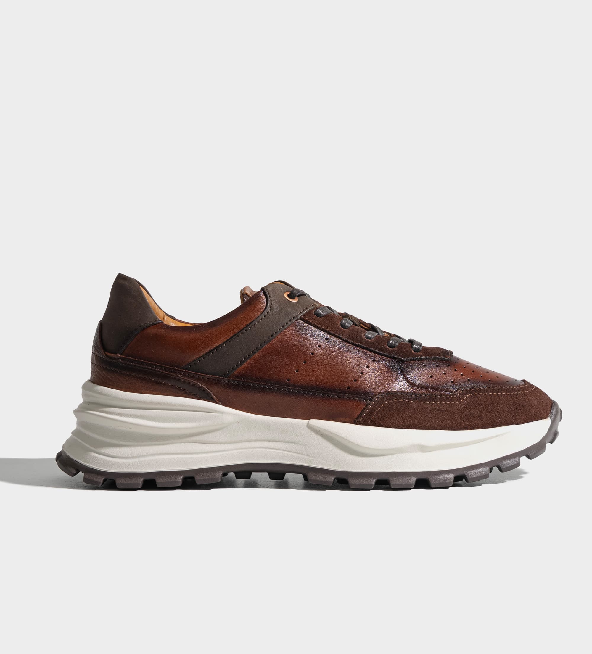 SNEAKER EVA ULTRA LIGERA PIEL CAFÉ