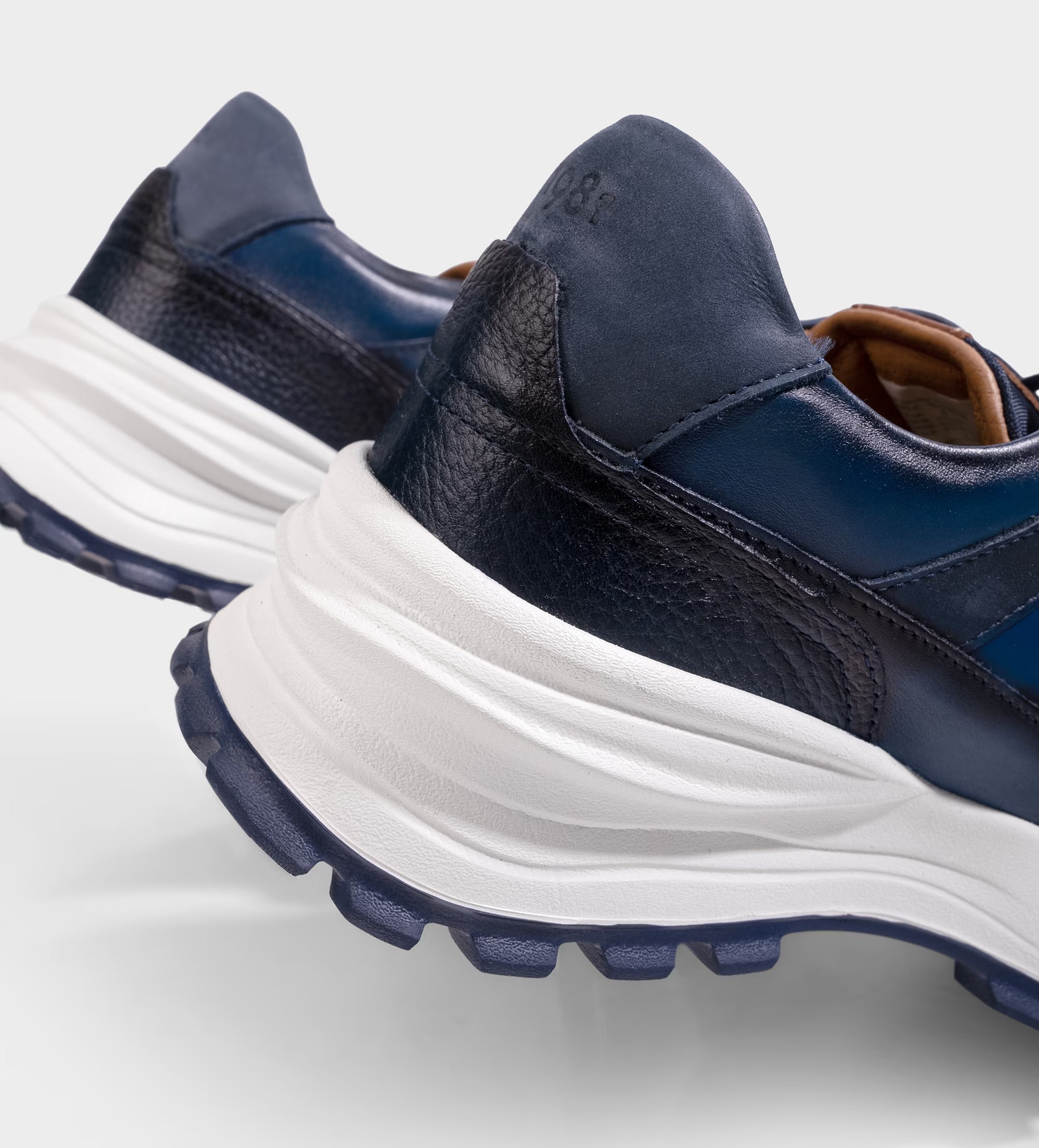 SNEAKER EVA ULTRA LIGERA PIEL AZUL