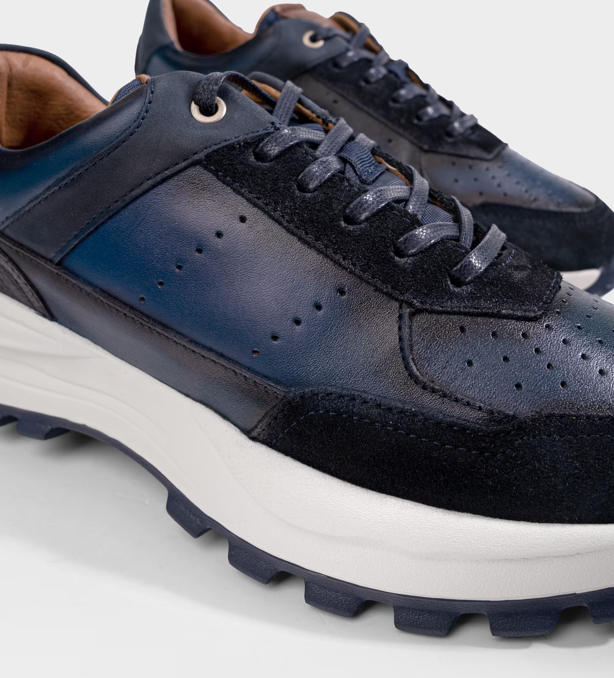 SNEAKER EVA ULTRA LIGERA PIEL AZUL