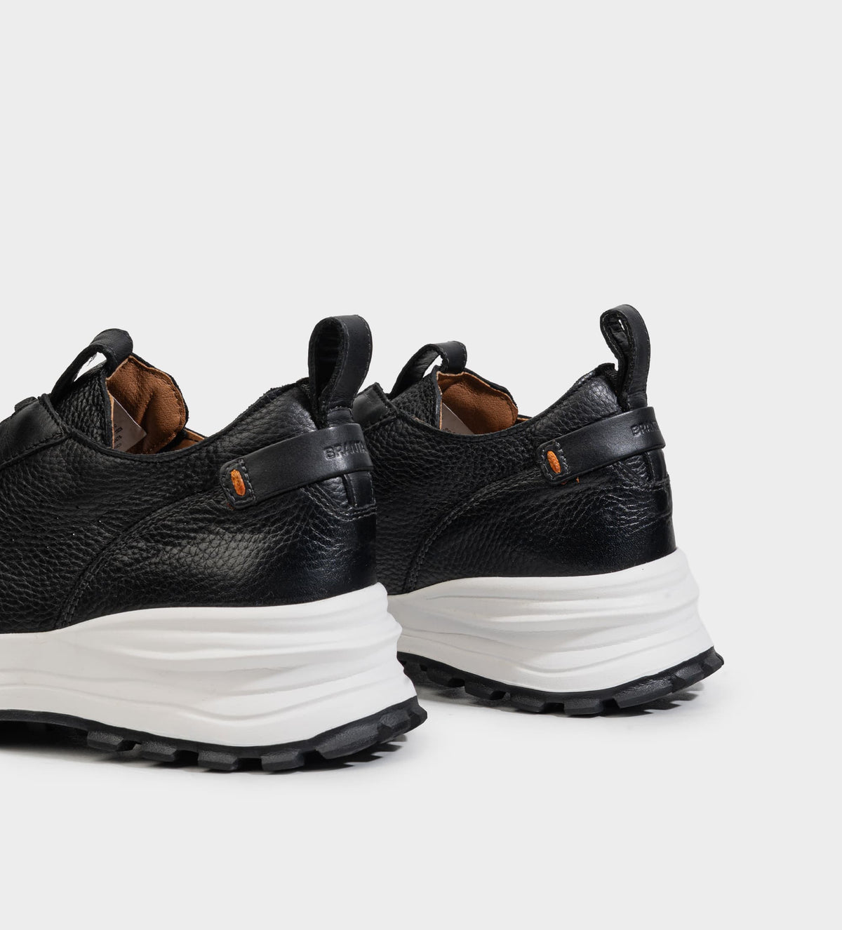 SNEAKER AGUJETA ELÁSTICA PIEL NEGRO
