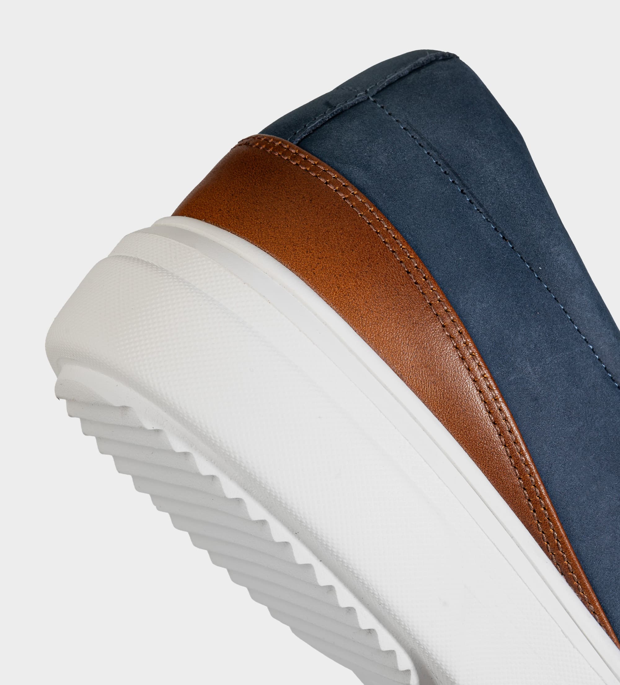 MOCASIN SLIP ON CASUAL AZUL MARINO