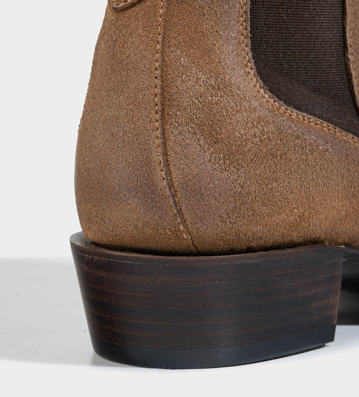 BOTA CHELSEA WESTERN PIEL GAMUZA WELT CAFÉ CAMEL