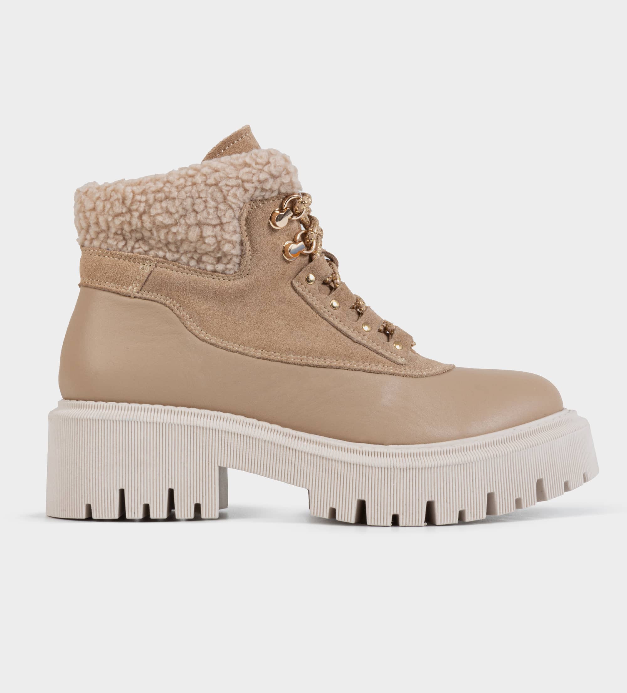 BOTINES TRACK ACORDONADOS BEIGE